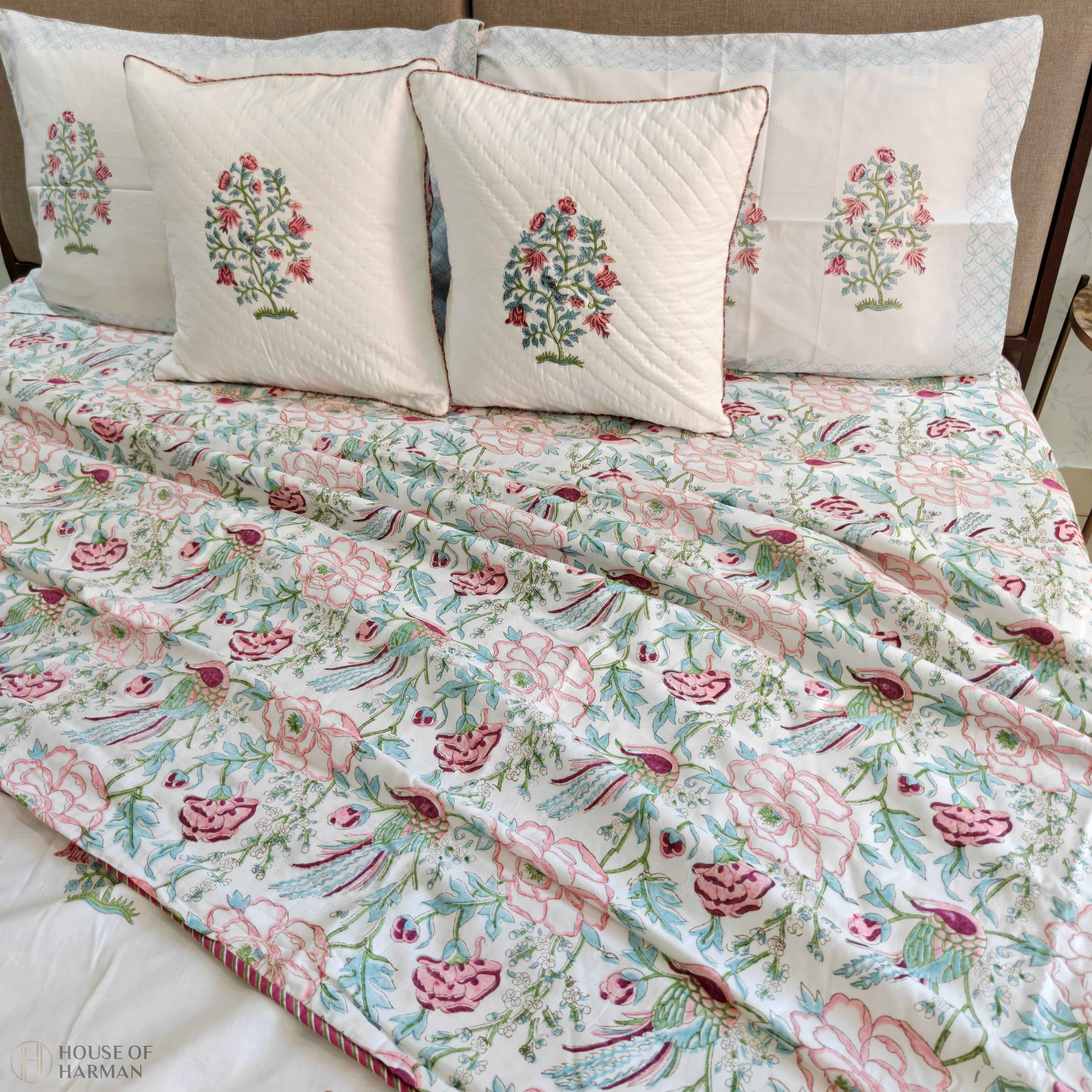 Maira Gulaab Bagh Bedsheet and Dohar