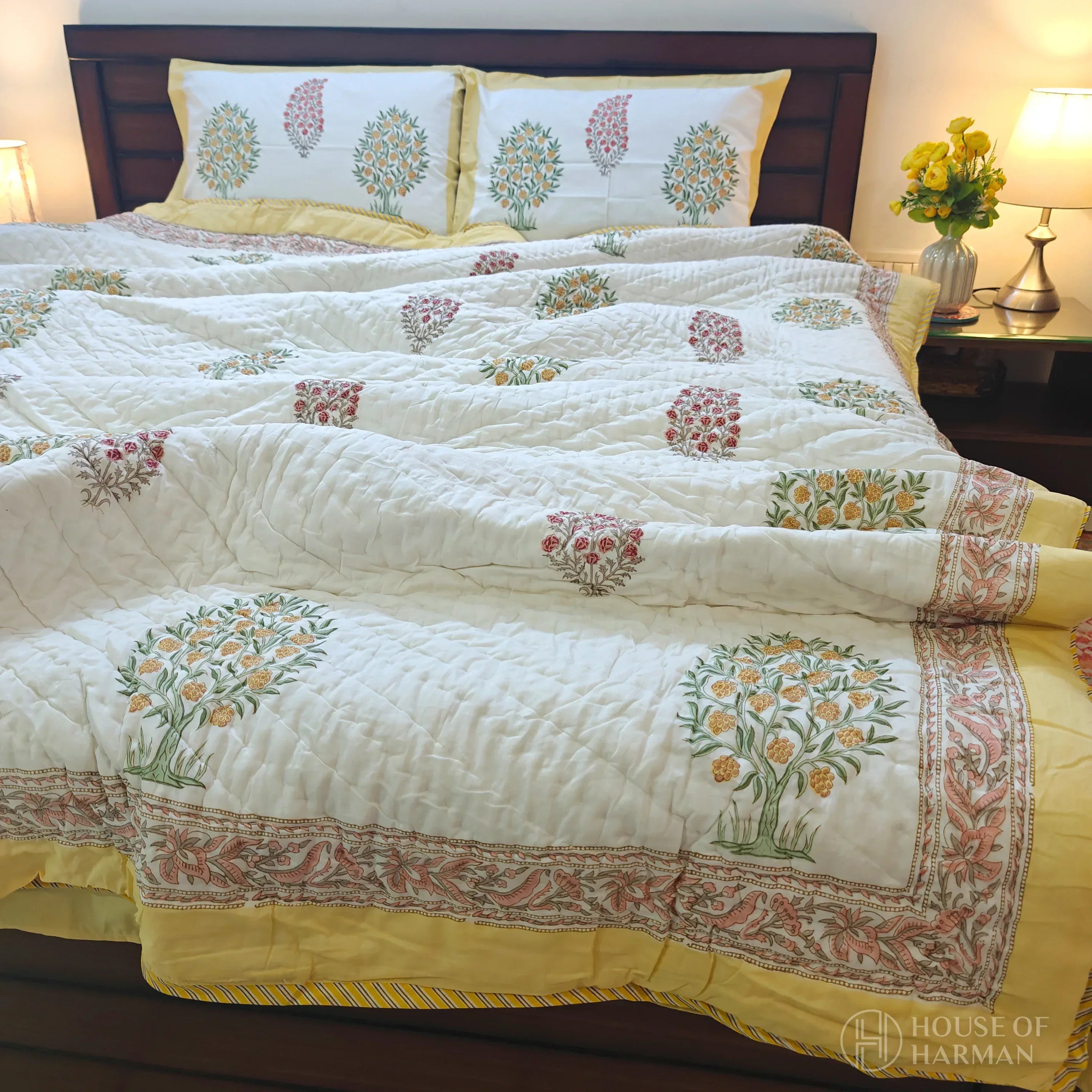 Spring Floral Canopy Quilt - HOUSE OF HARMAN