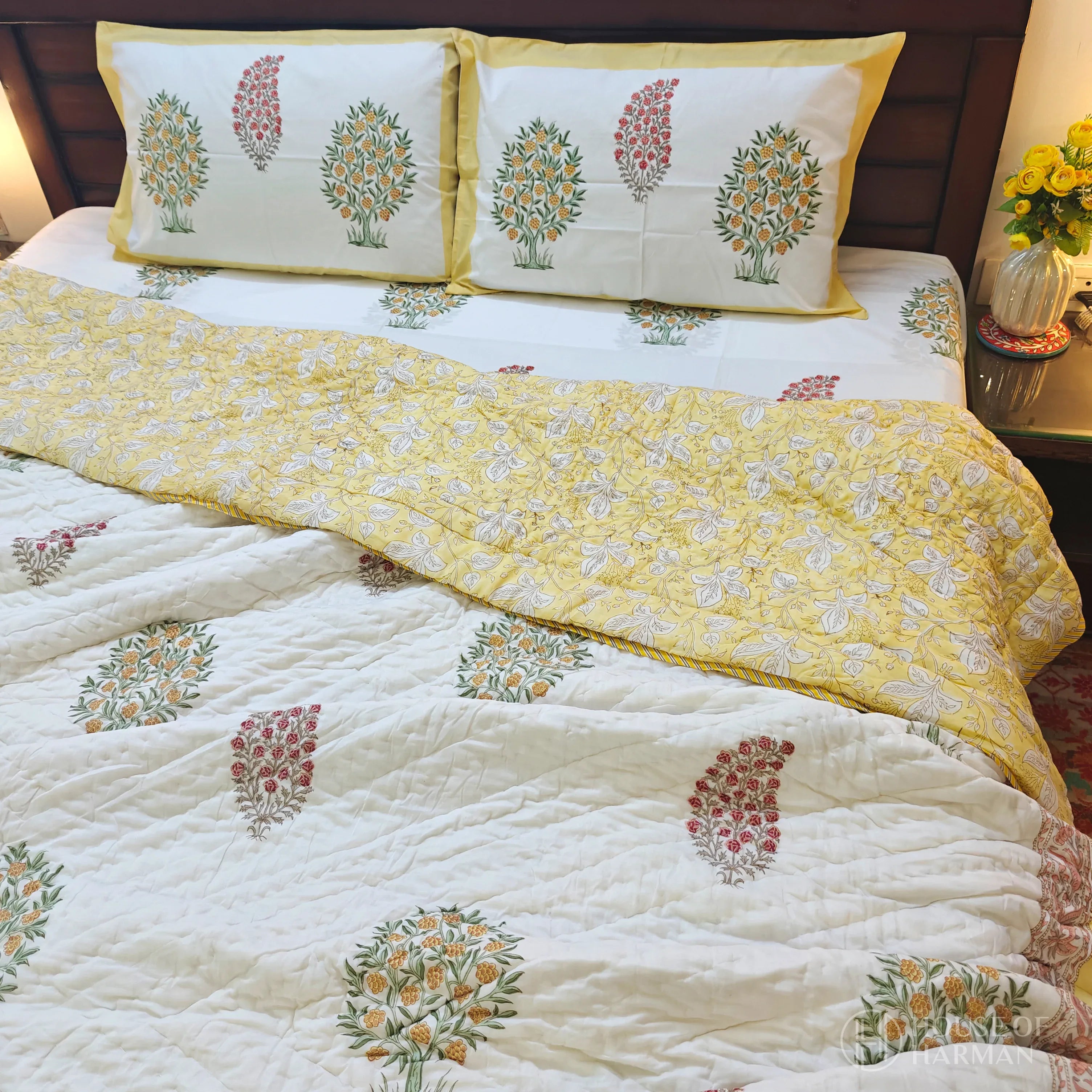 Spring Floral Canopy Quilt - HOUSE OF HARMAN