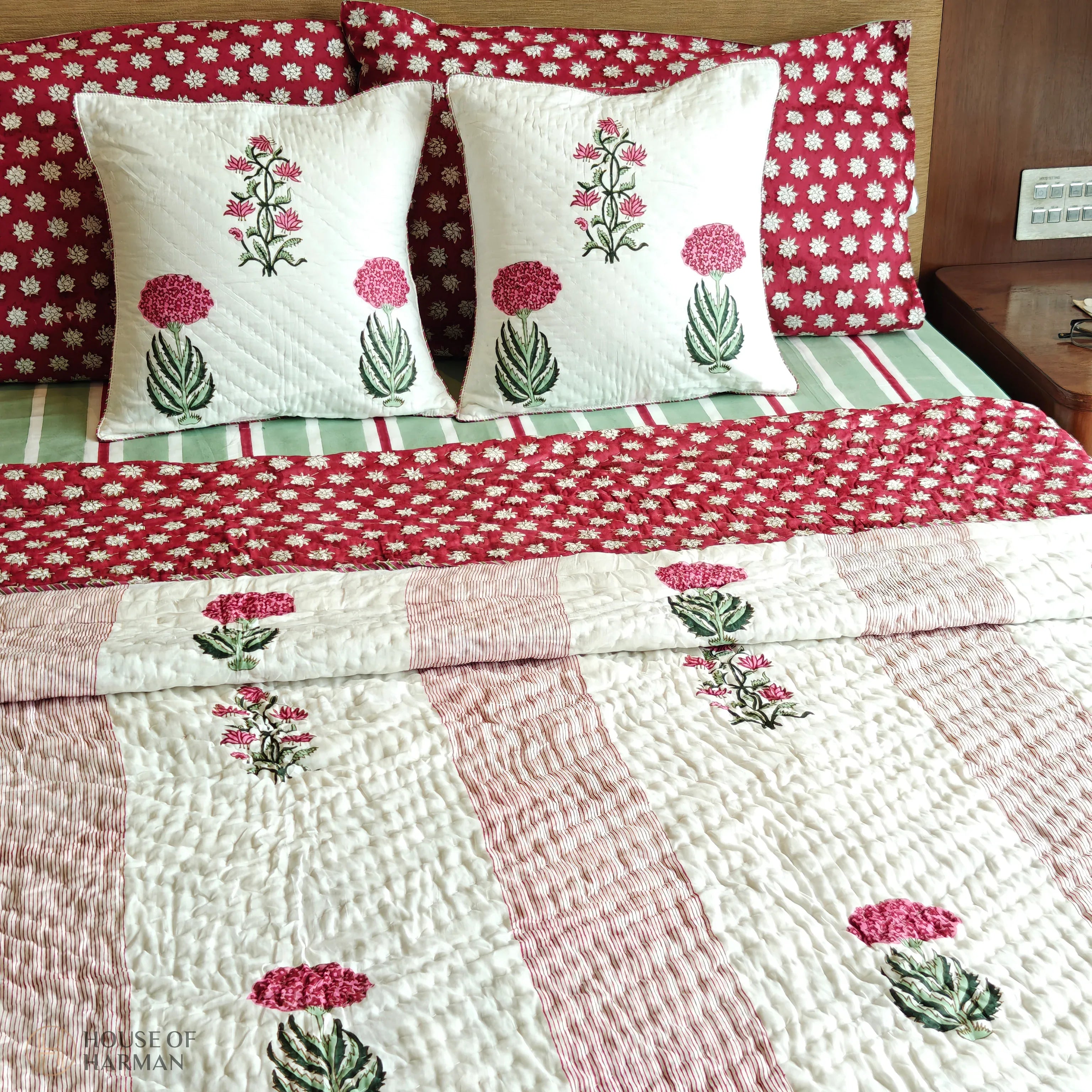 Mint Stripe Mist Quilt - HOUSE OF HARMAN