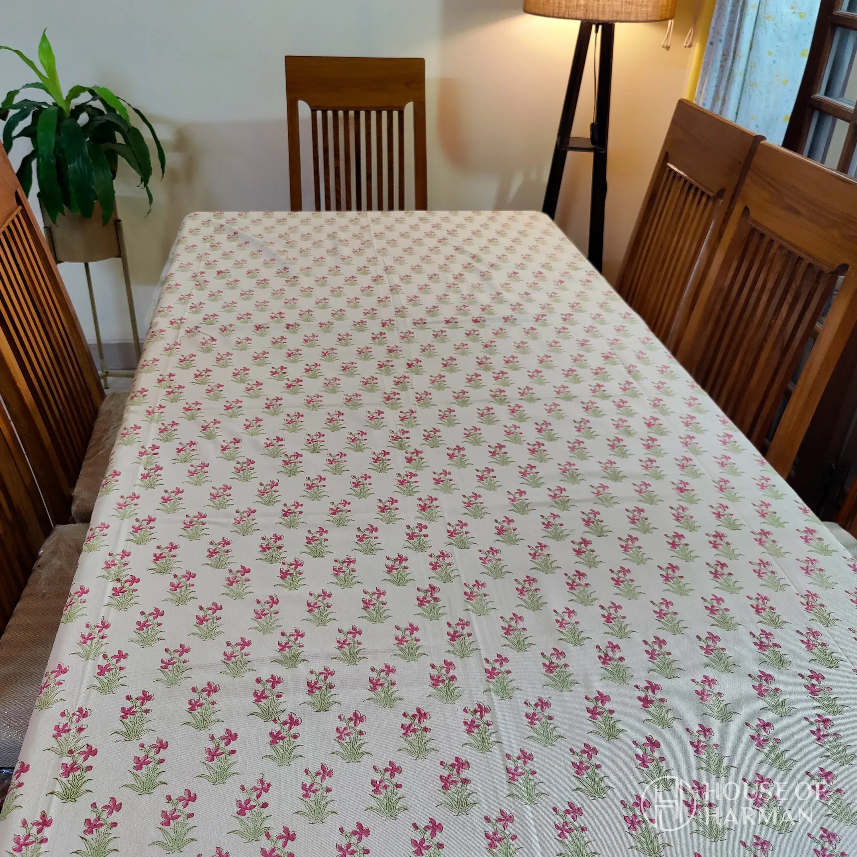 Rosy Meadow Table Cover - HOUSE OF HARMAN