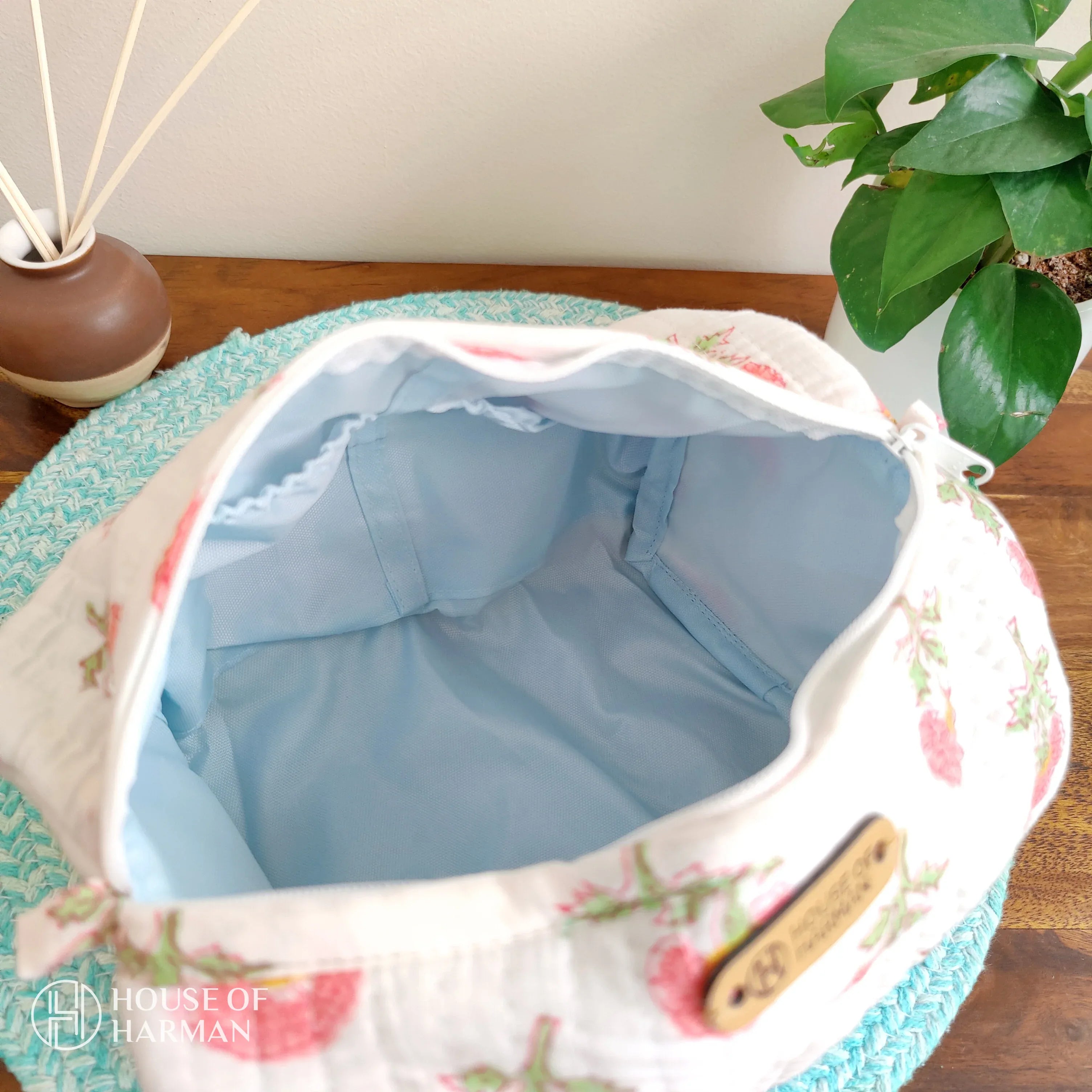 Multipurpose Pouches- Set of Three I Waterproof Lining I Four Mini Pockets Inside - HOUSE OF HARMAN