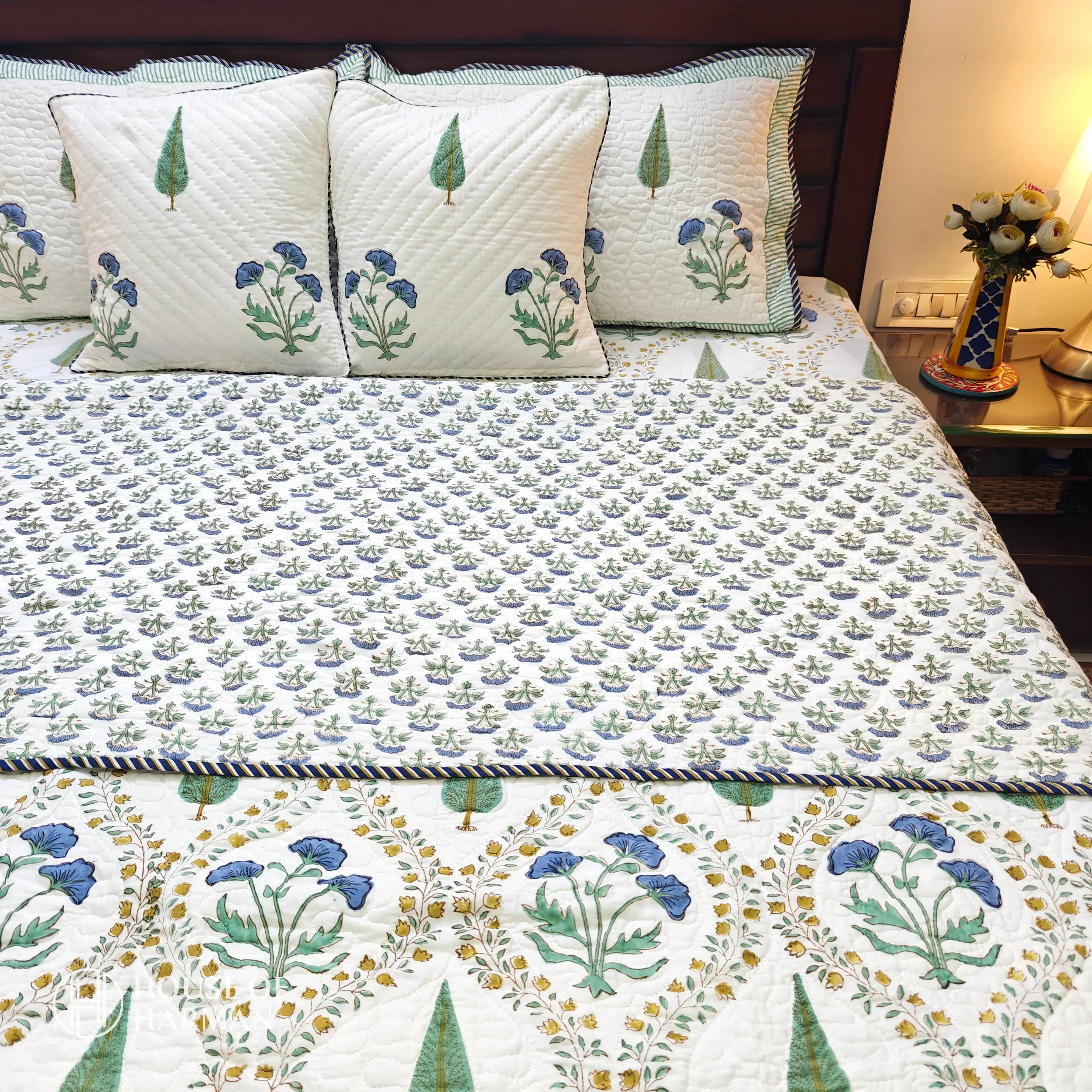 Sapphire Pine Floral Jaal Bedcover - HOUSE OF HARMAN
