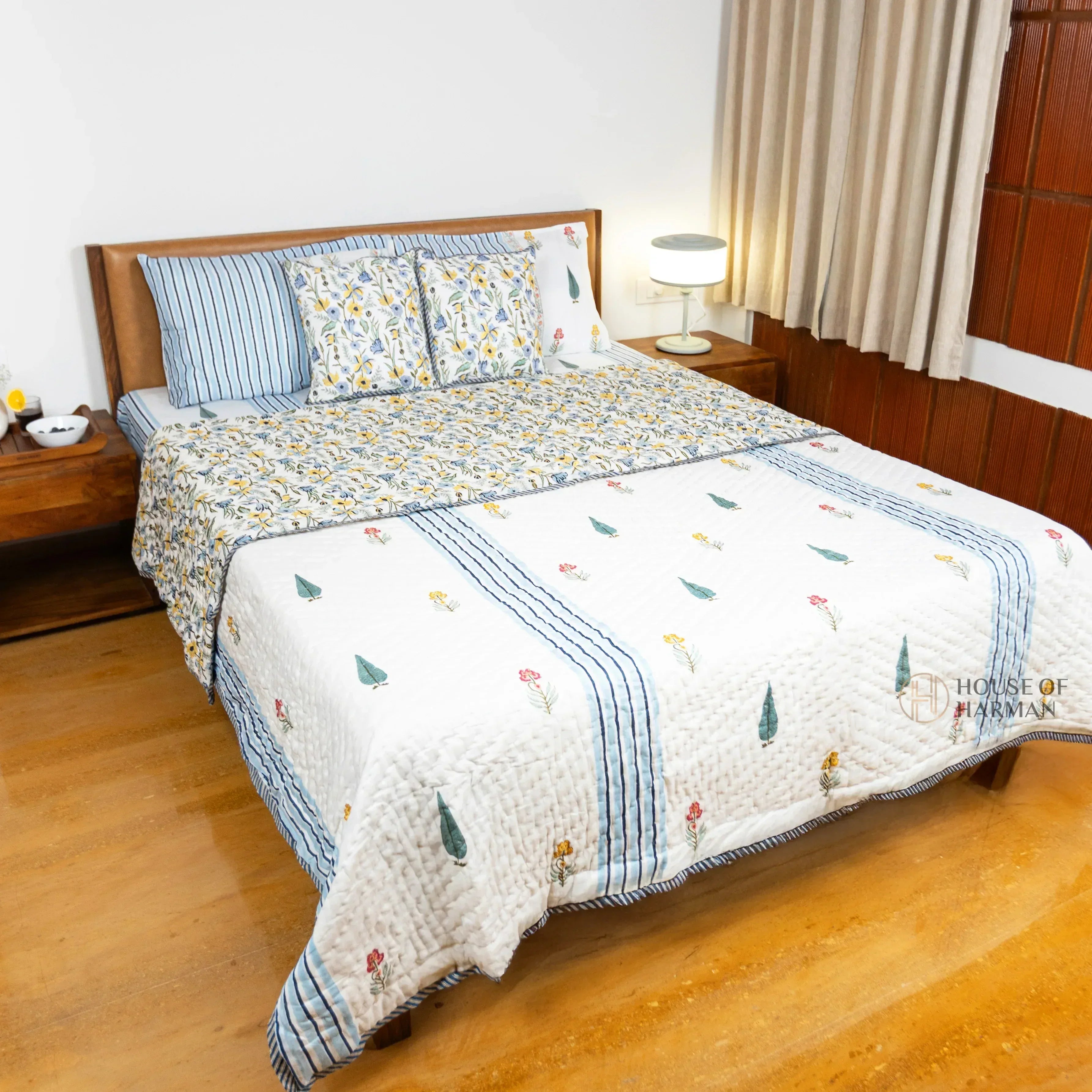 Meadow Bloom Stripes Quilt - HOUSE OF HARMAN