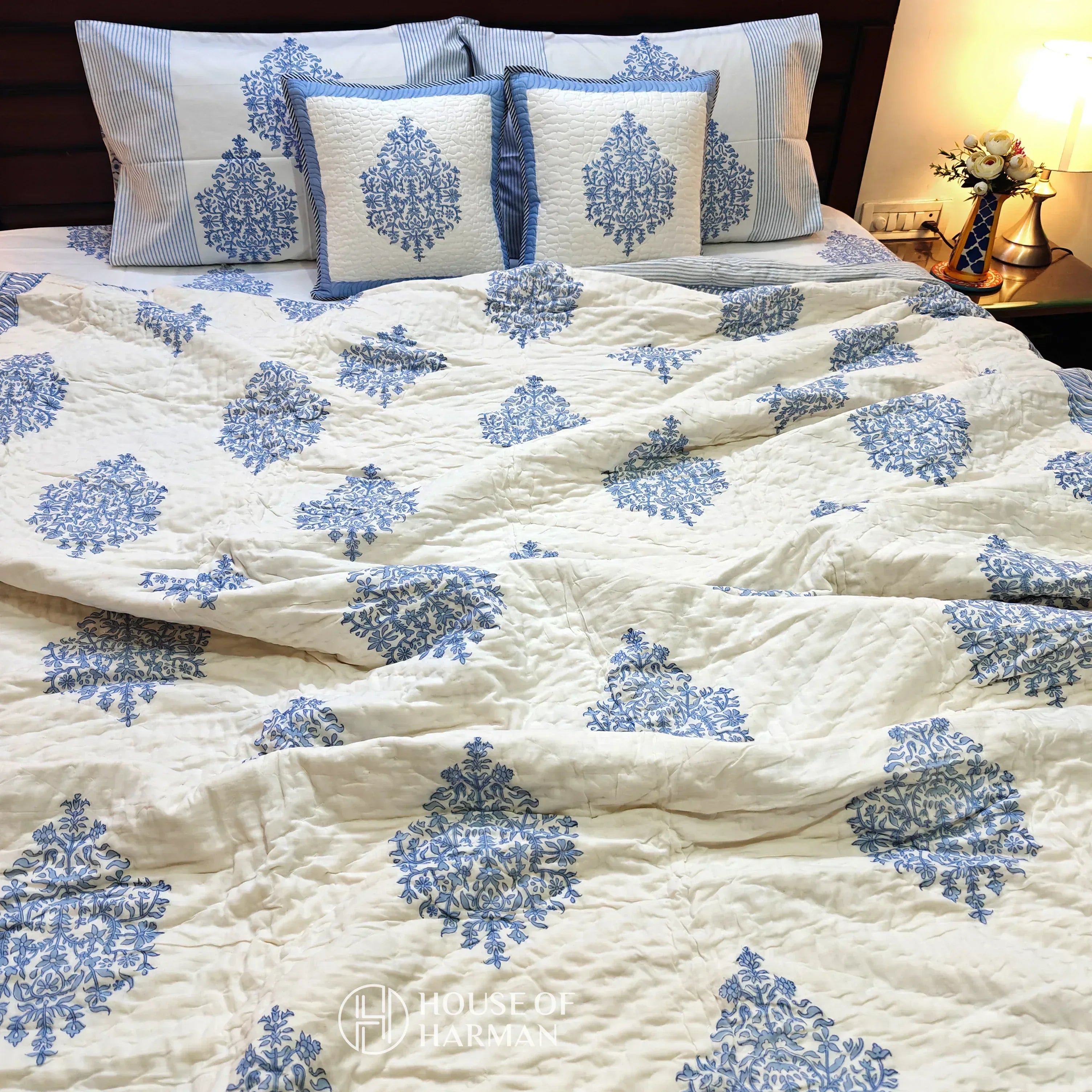 Bluebell Elegance Bedsheet and Quilt - HOUSE OF HARMAN