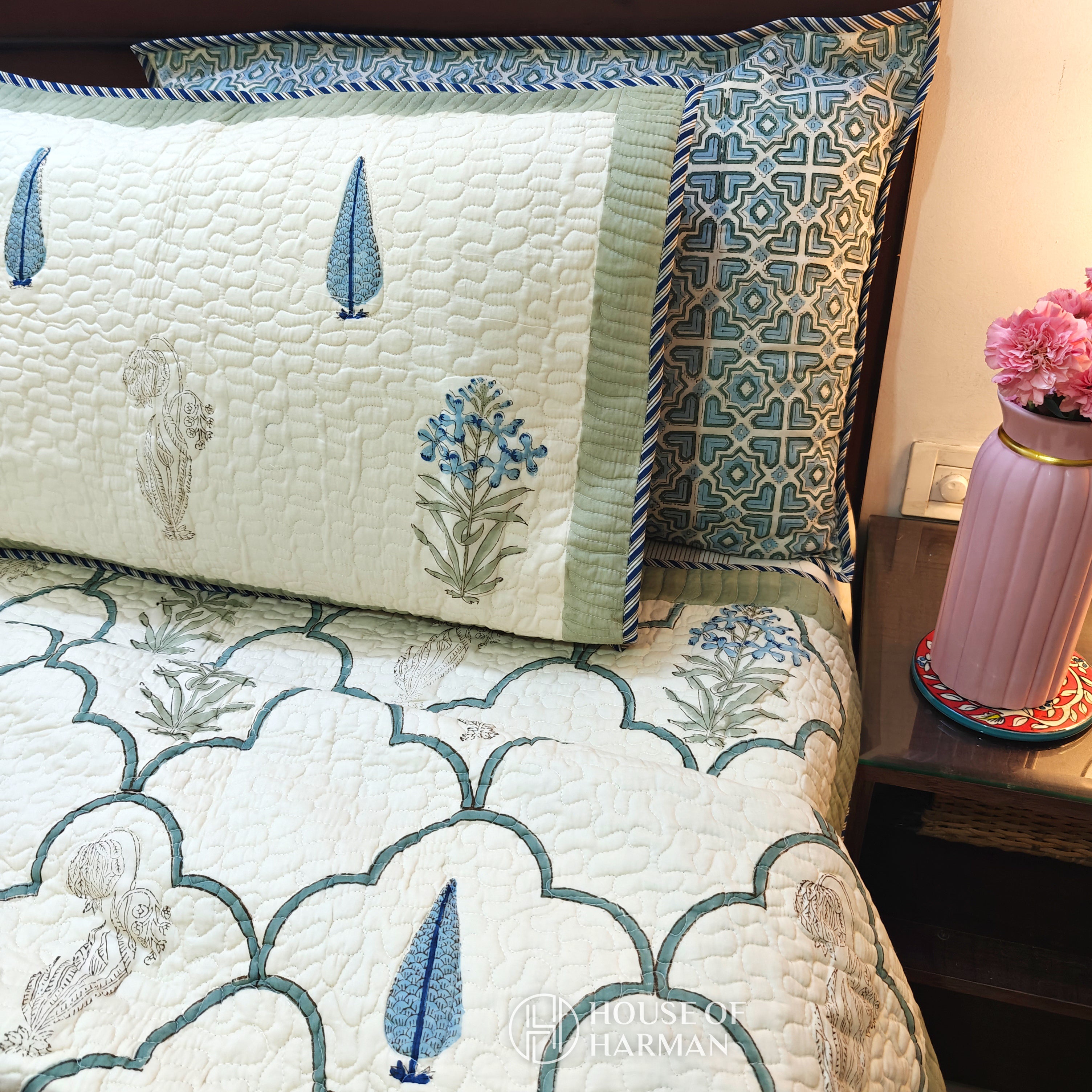 Meadow Dawn Glow Bedcover