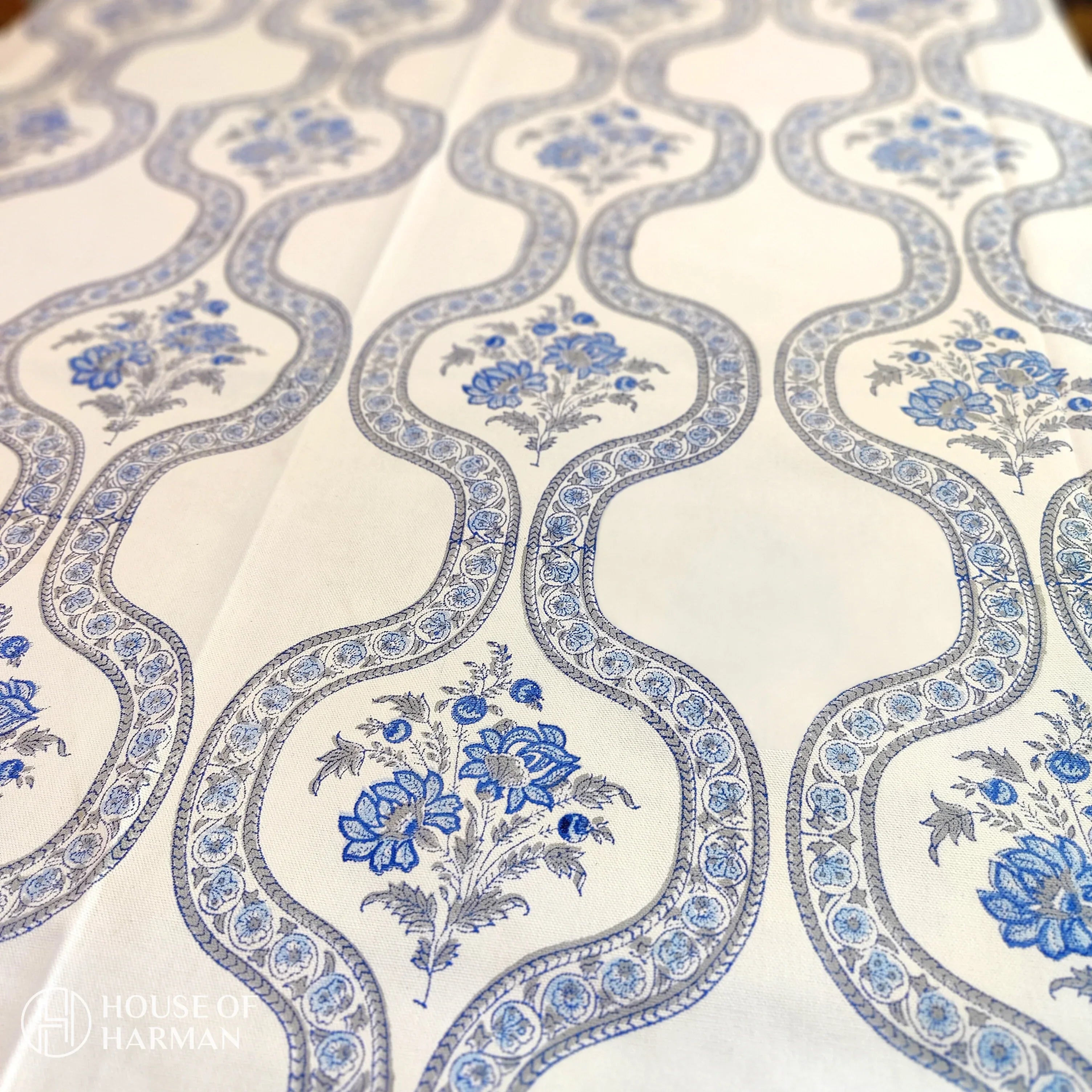 Sapphire Waves Table Cover - HOUSE OF HARMAN