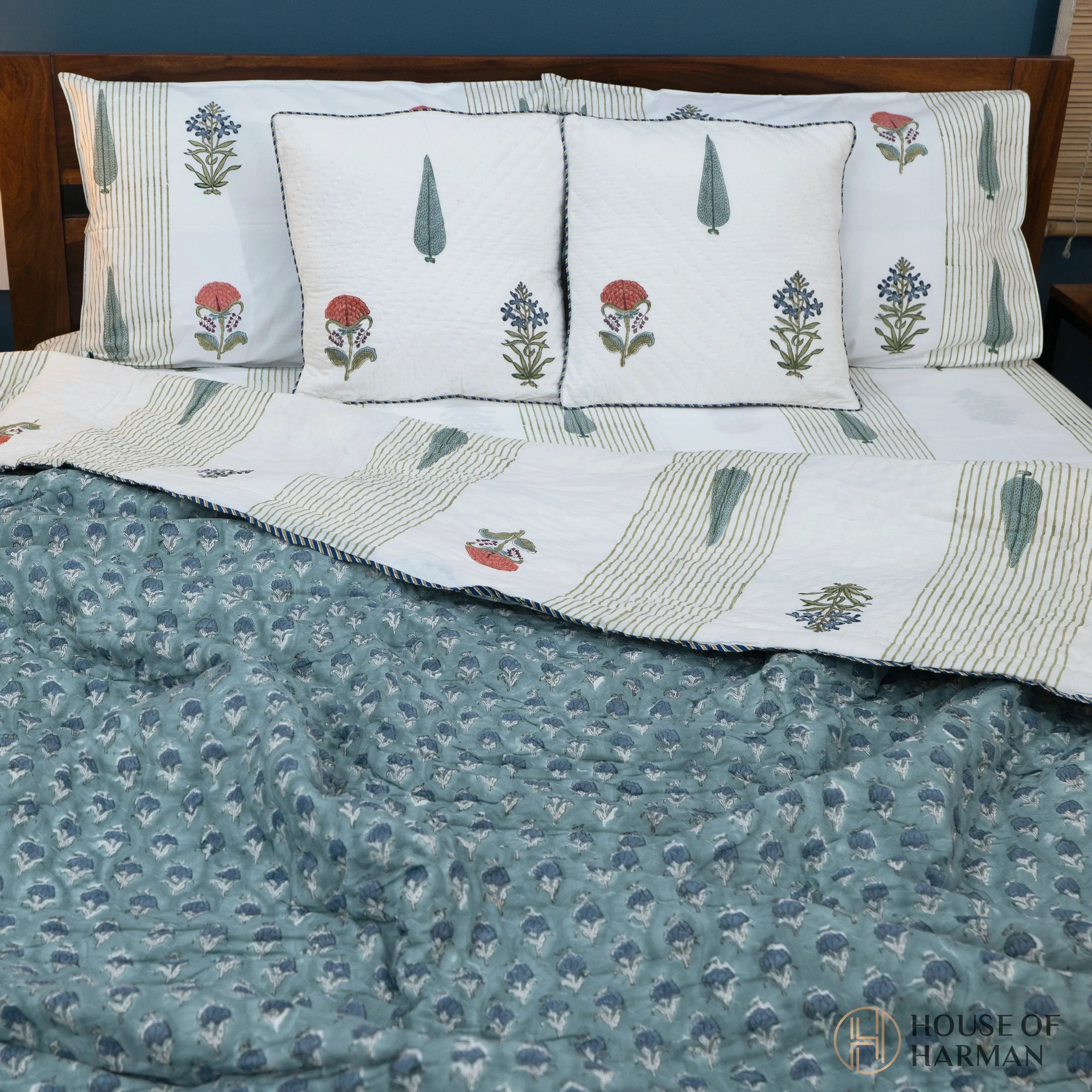 Meadow Breeze Elegance Bedsheet and Quilt - HOUSE OF HARMAN