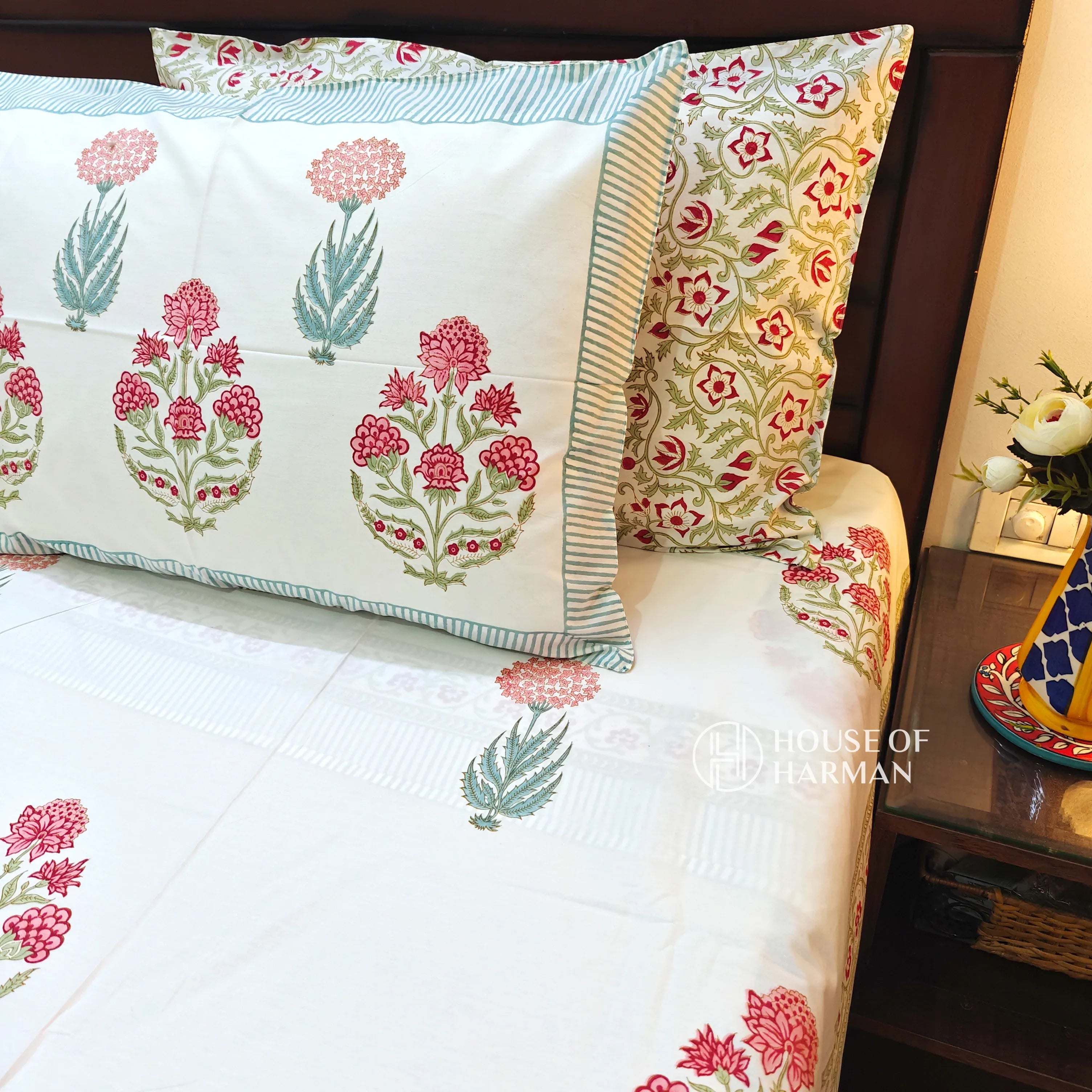 Crimson Carnation Symphony Bedsheet - HOUSE OF HARMAN