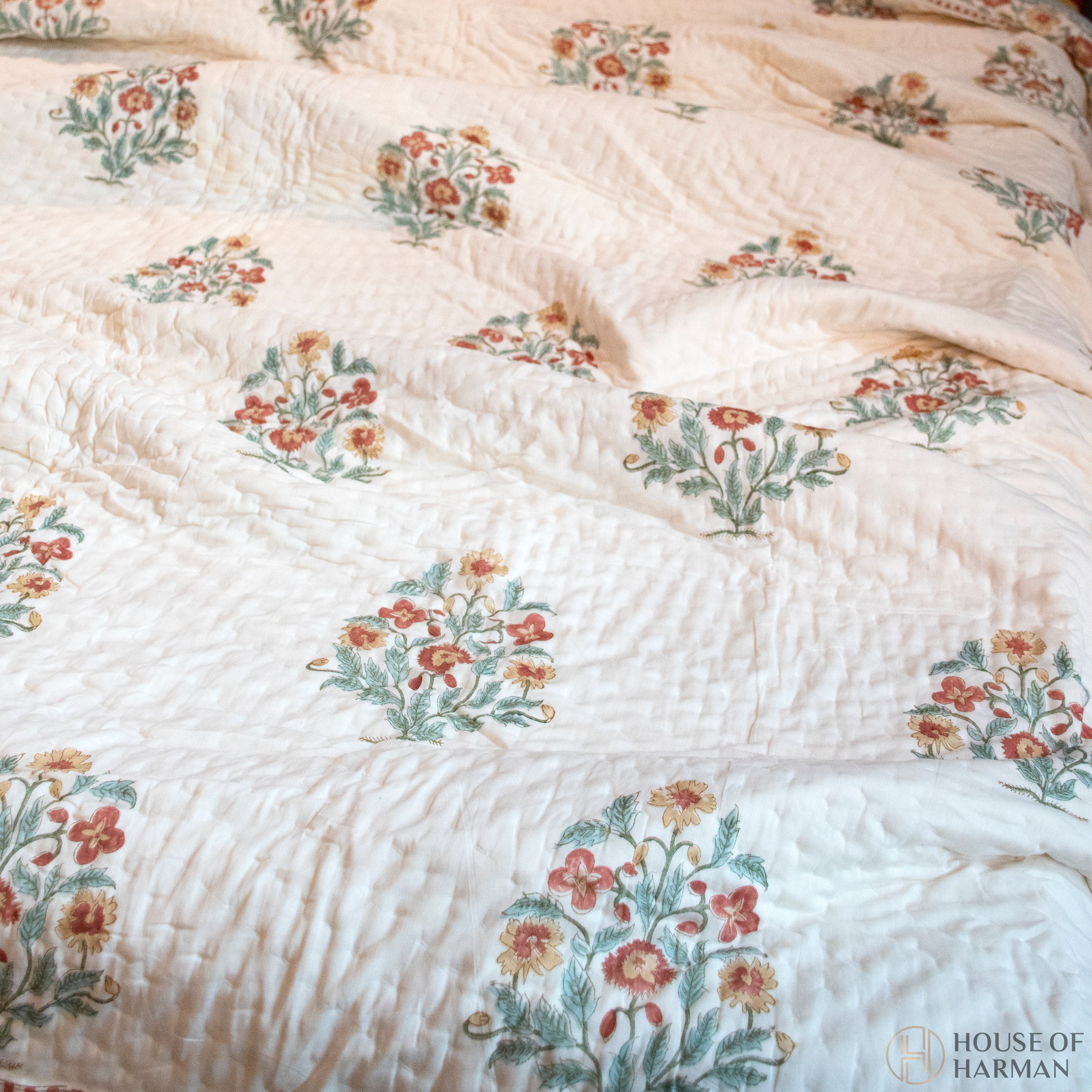 Floral Harmony Spread Quilt