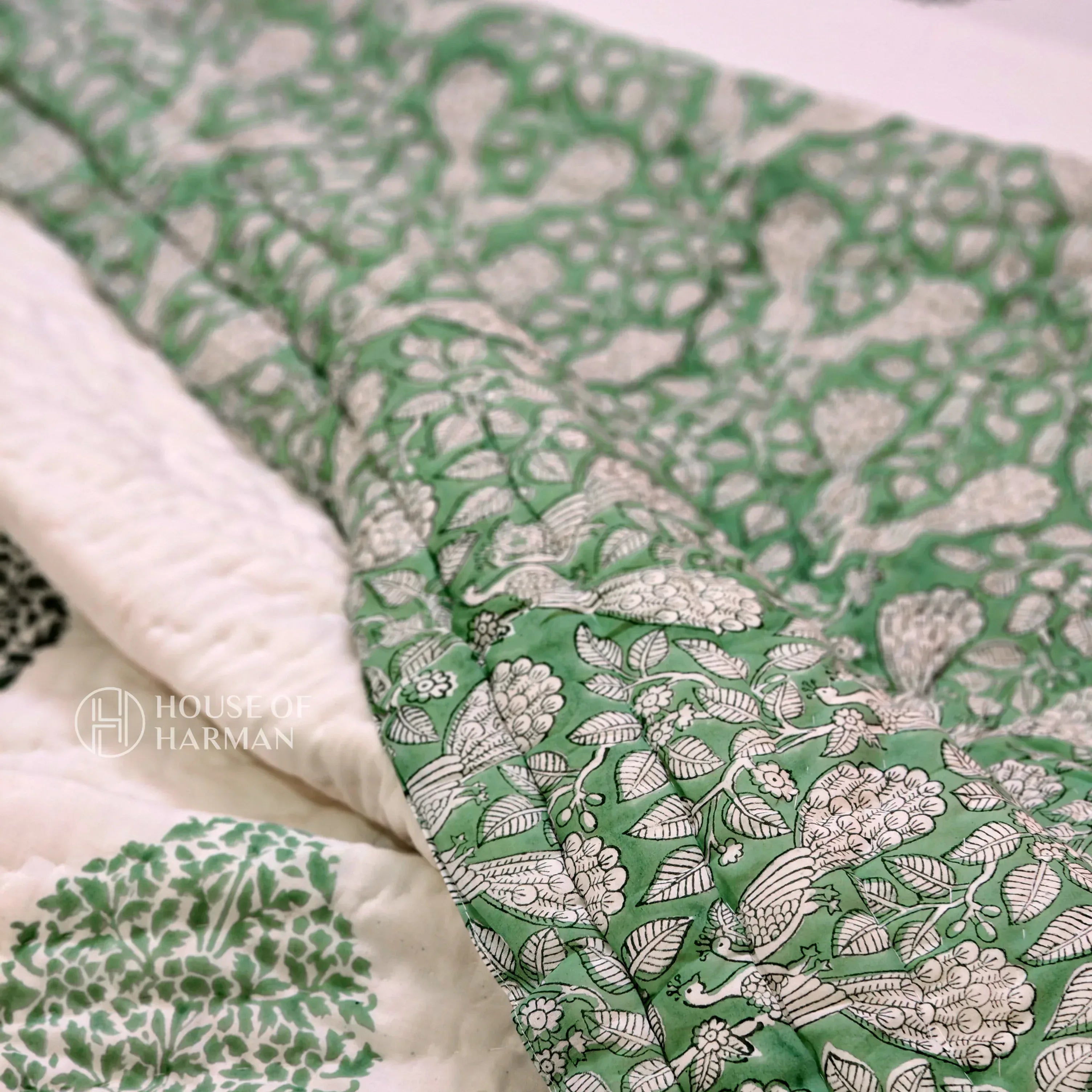 Emerald Spade Delight Quilt - HOUSE OF HARMAN