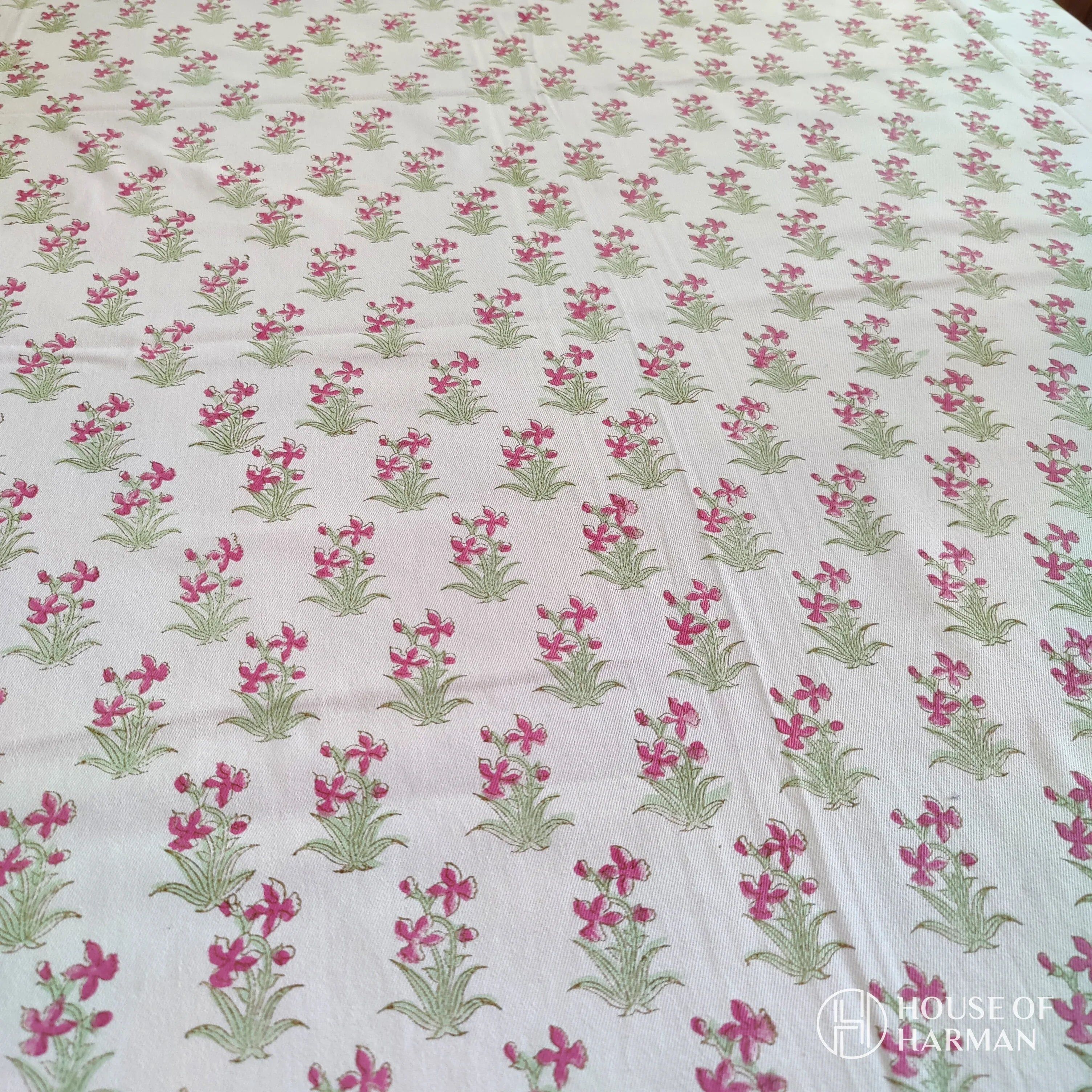 Rosy Meadow Table Cover - HOUSE OF HARMAN