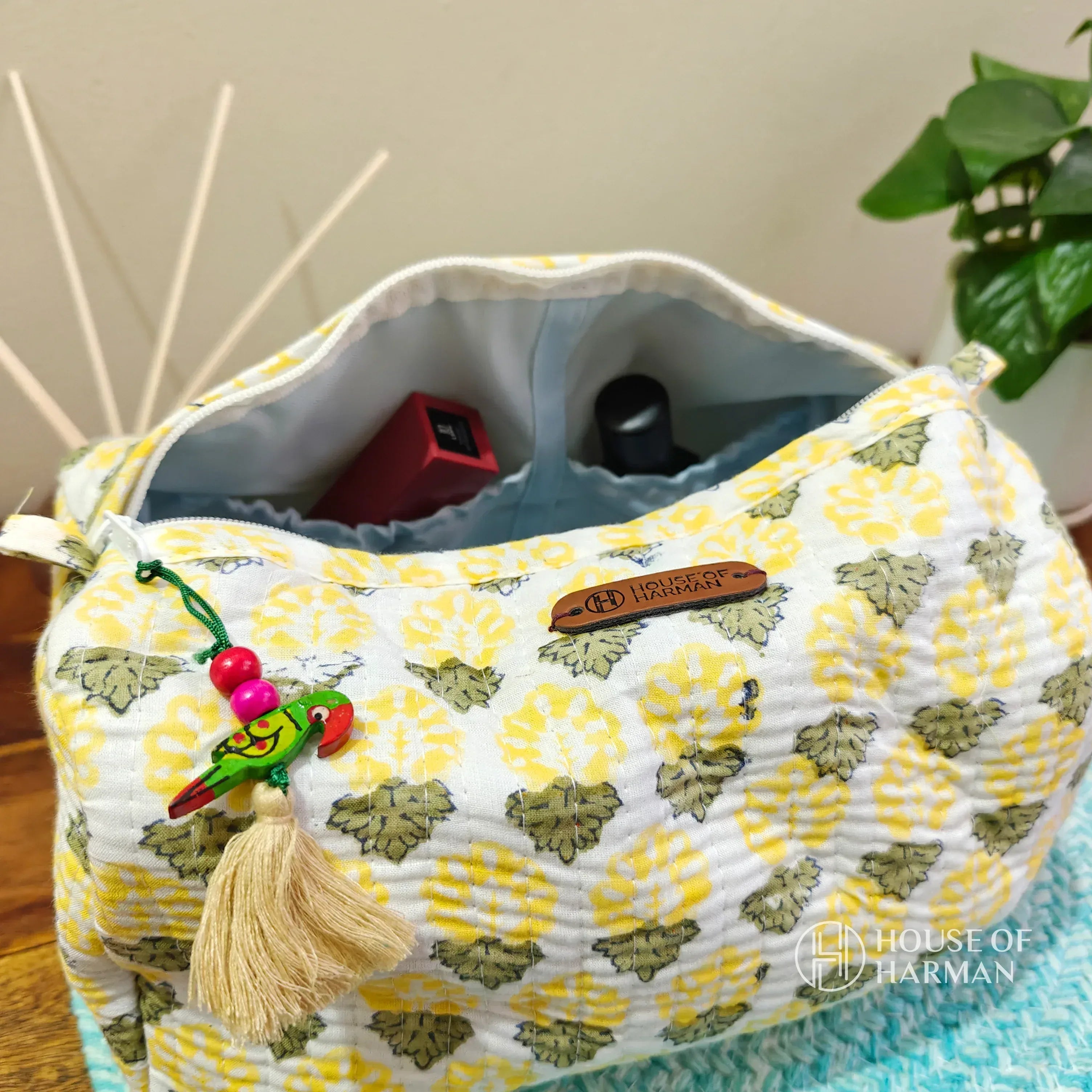 Multipurpose Pouches- Set of Three I Waterproof Lining I Four Mini Pockets Inside - HOUSE OF HARMAN