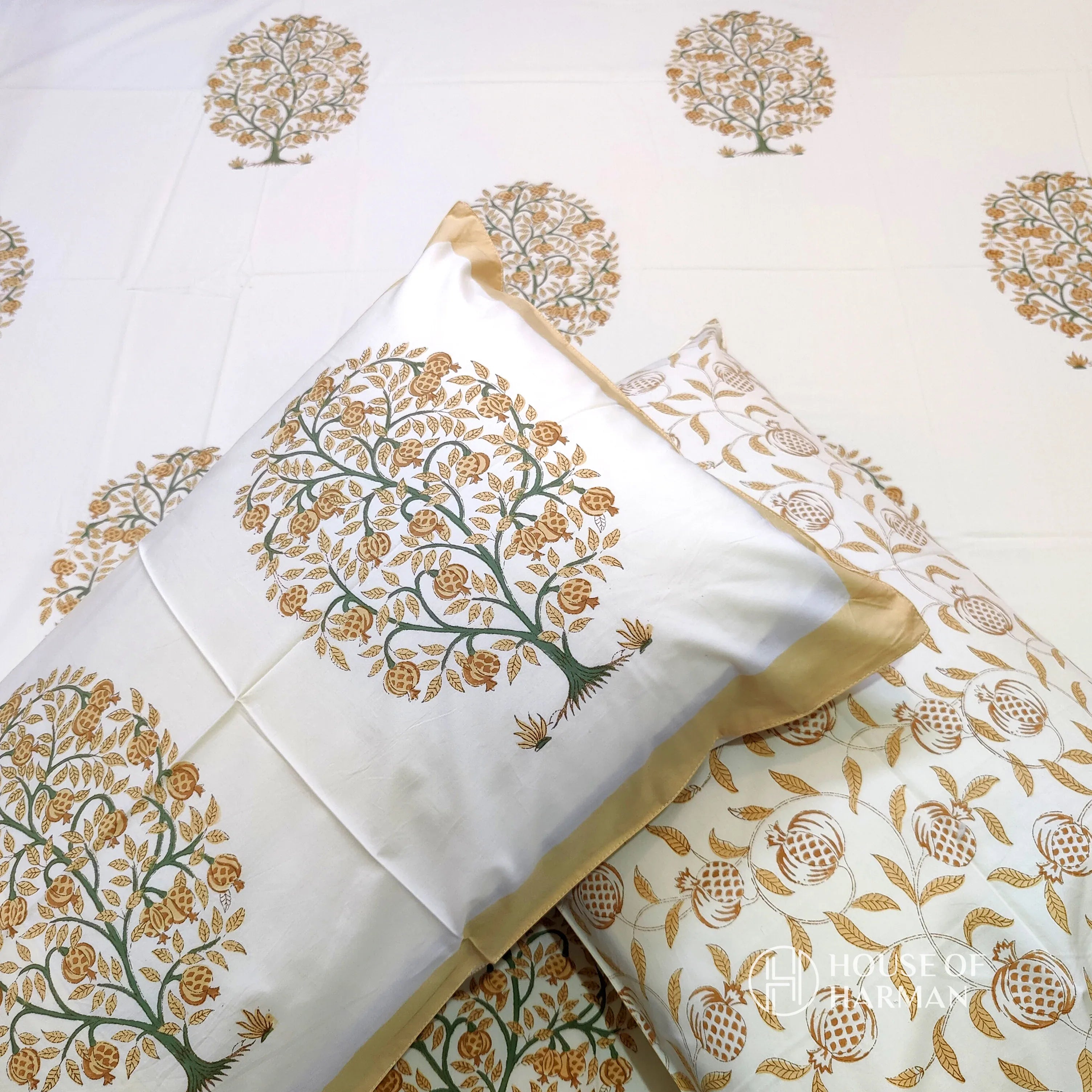 Anar Bagh Delight Bedsheet - HOUSE OF HARMAN