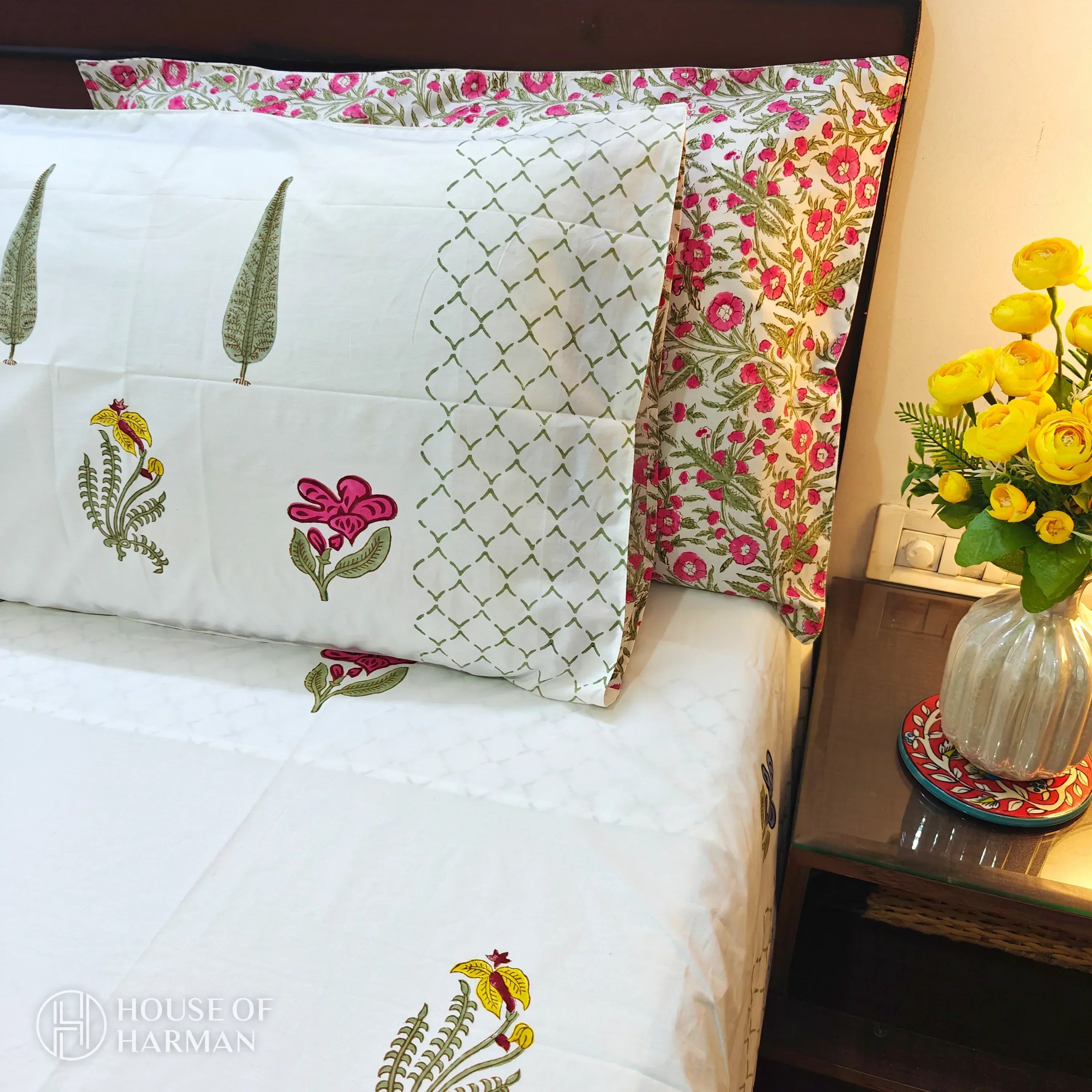Floral Symphony Charm Bedsheet - HOUSE OF HARMAN