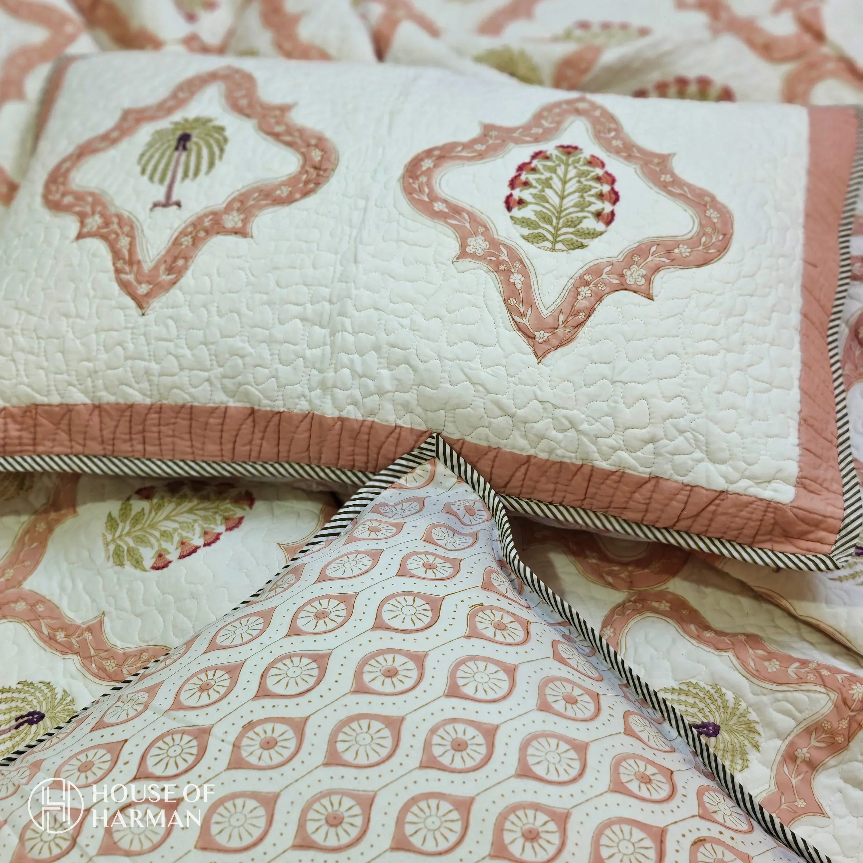 Ornate Palm Retreat Bedcover - HOUSE OF HARMAN