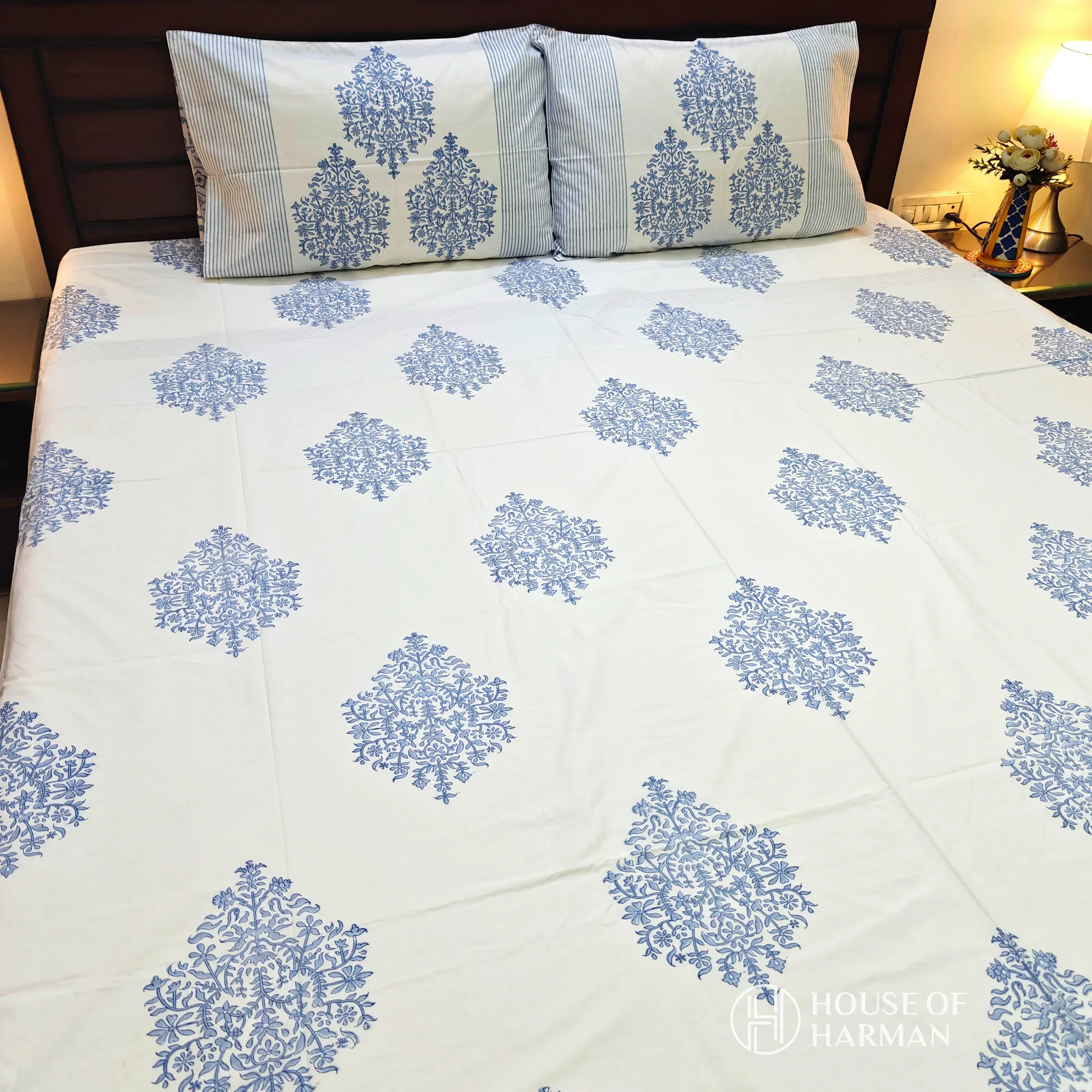 Bluebell Elegance Bedsheet and Quilt - HOUSE OF HARMAN