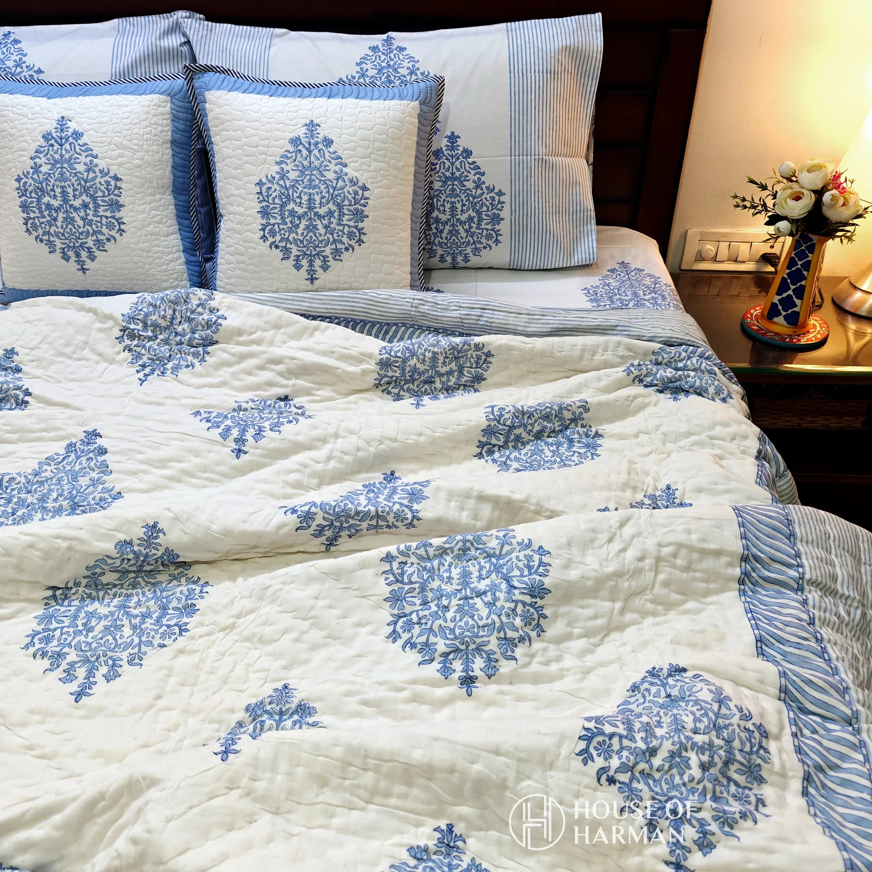 Bluebell Elegance Bedsheet and Quilt - HOUSE OF HARMAN