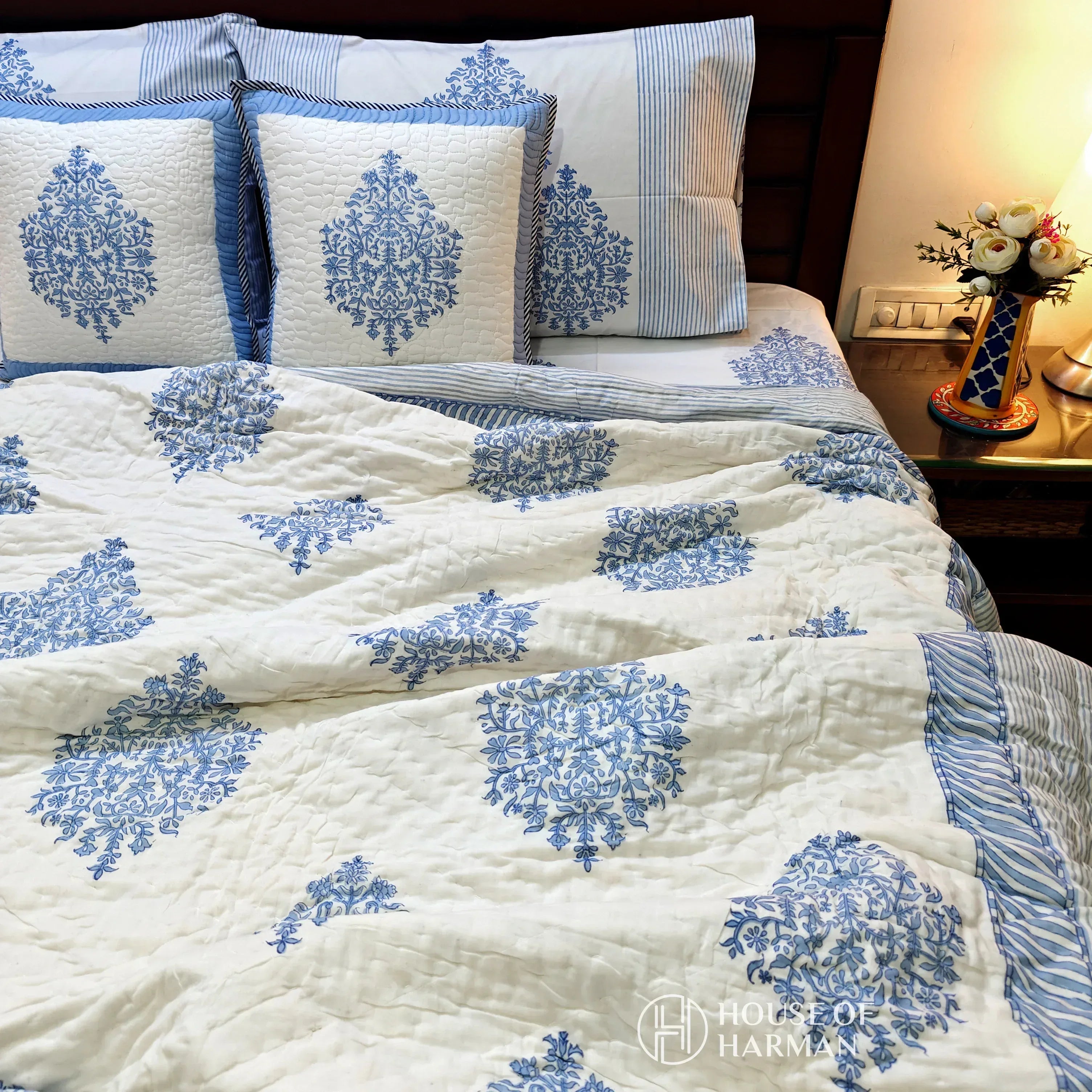 Bluebell Elegance Bedsheet and Quilt - HOUSE OF HARMAN