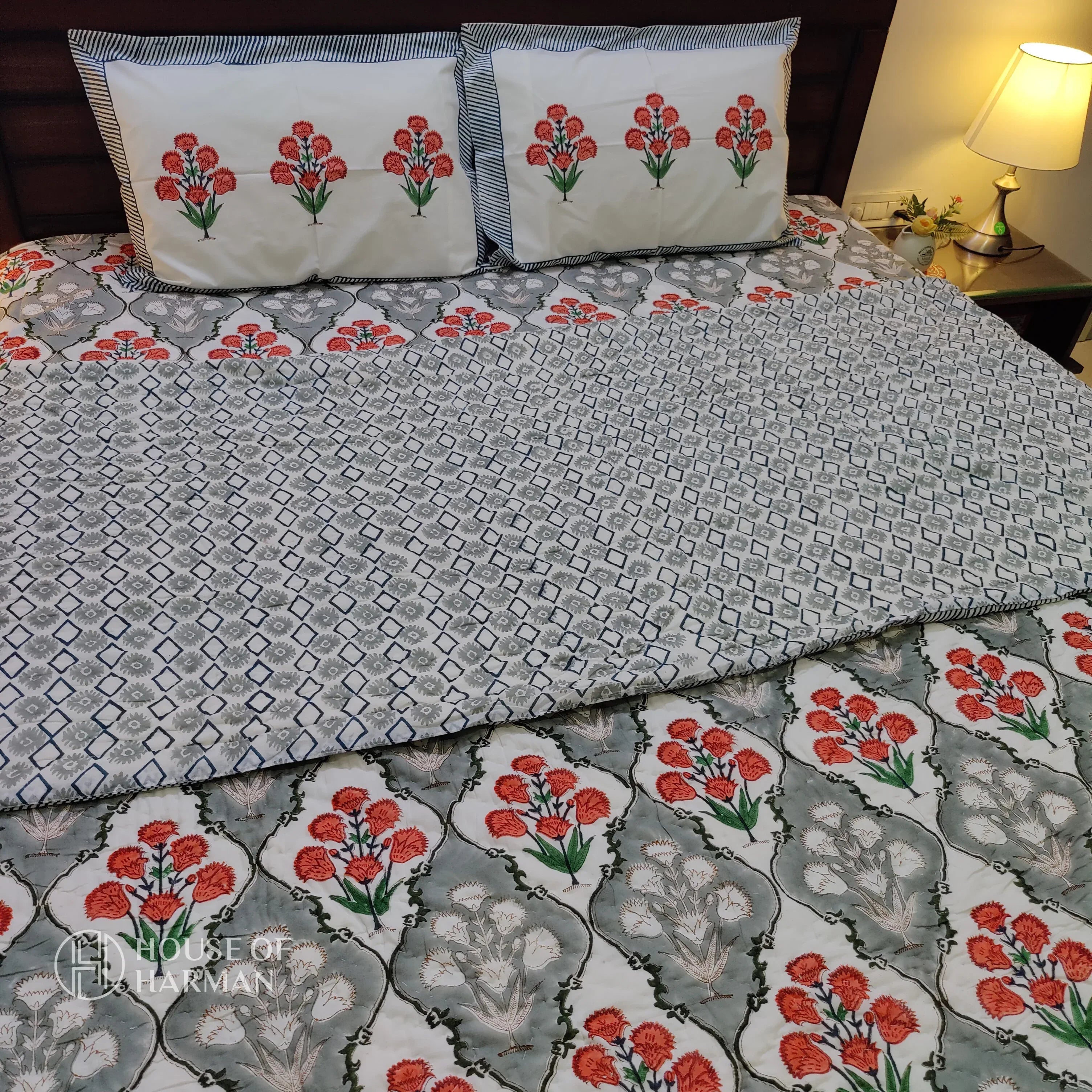Valley of Flowers Bedsheet and Quilt - HOUSE OF HARMAN