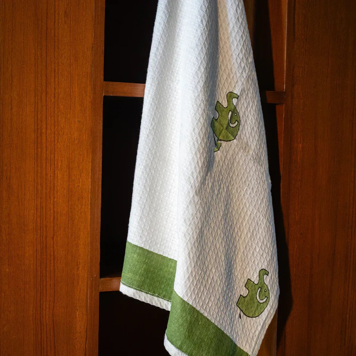 Green Safari Towel Set - HOUSE OF HARMAN
