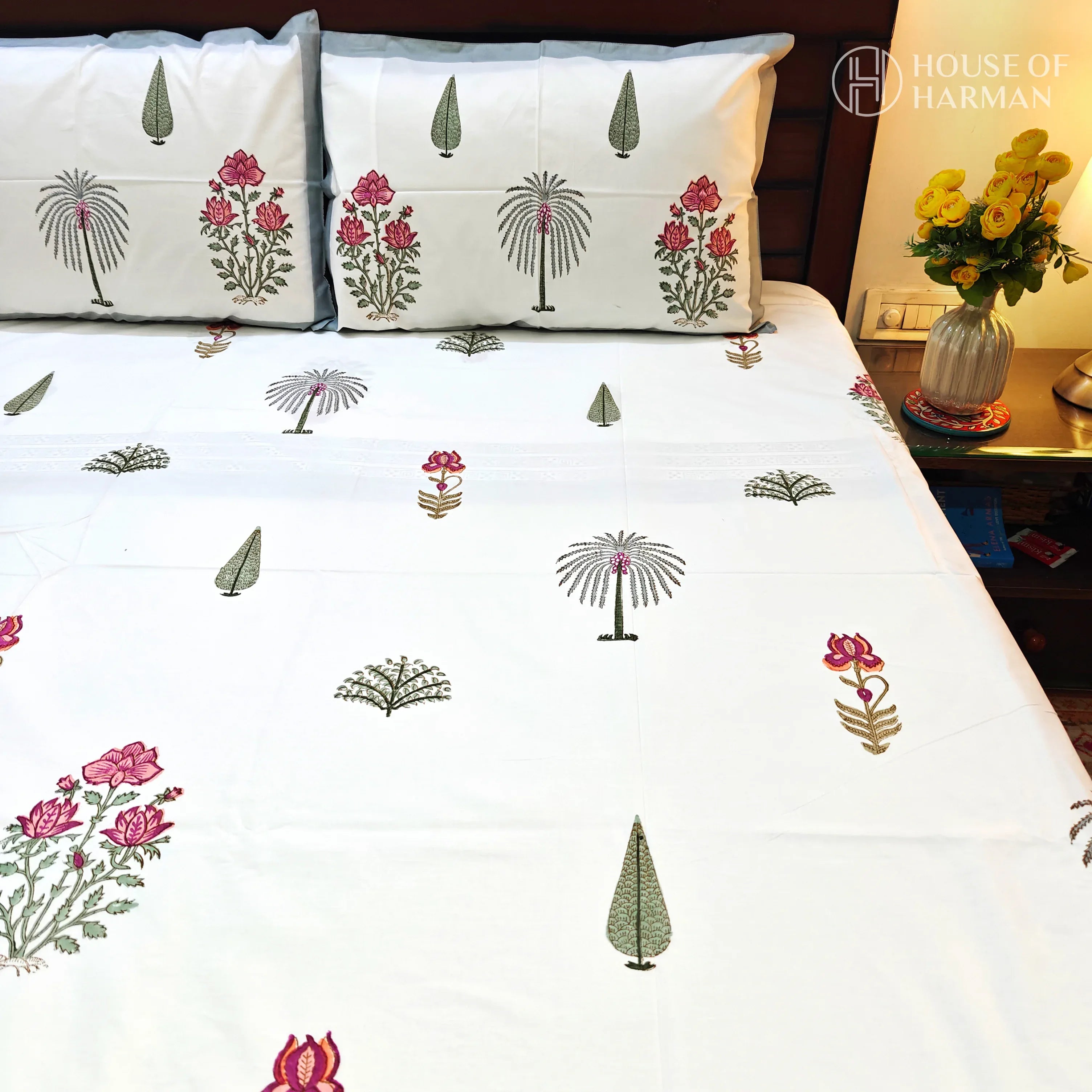 Vintage Floral Bloom Bedsheet - HOUSE OF HARMAN