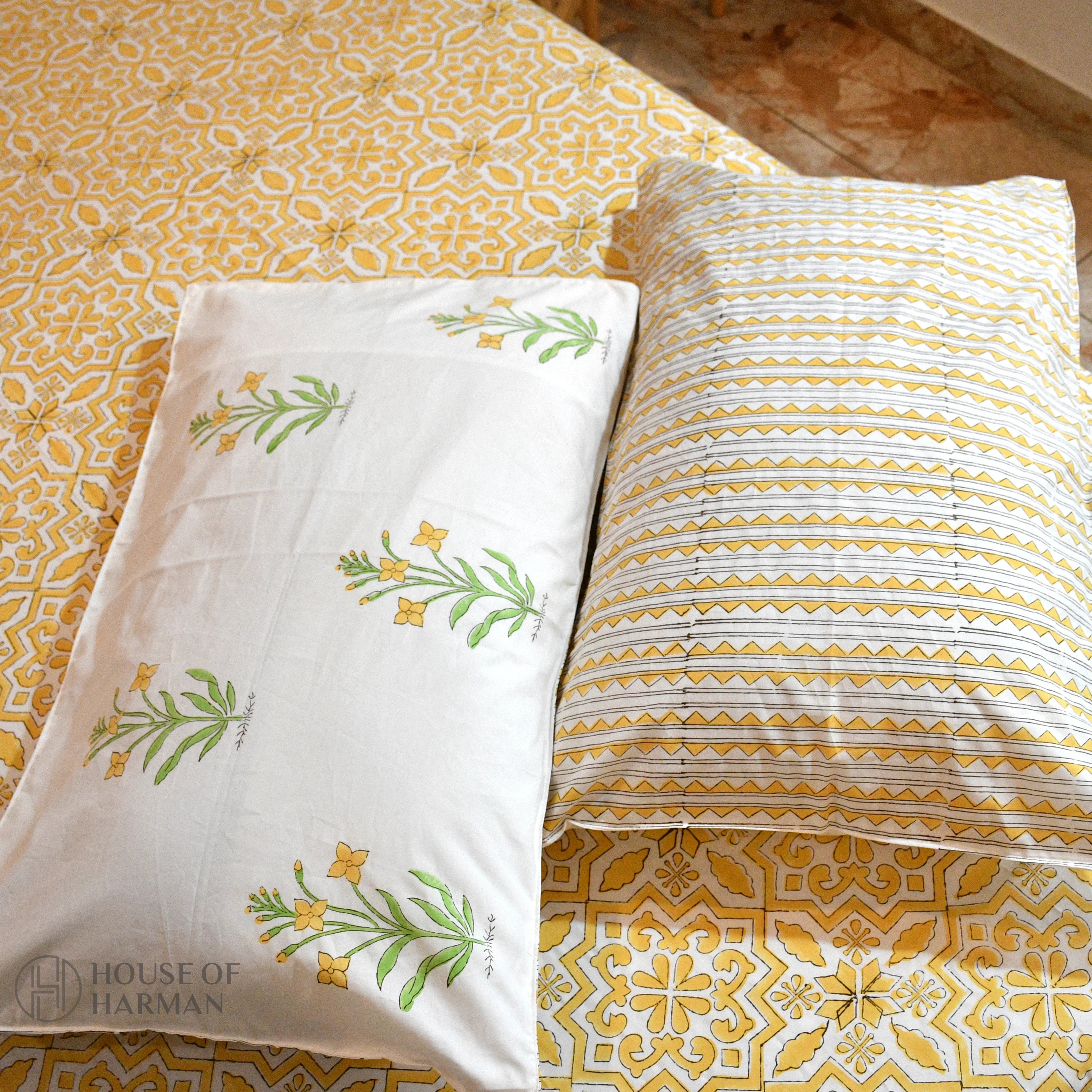Golden Lattice Dream Bedsheet - HOUSE OF HARMAN