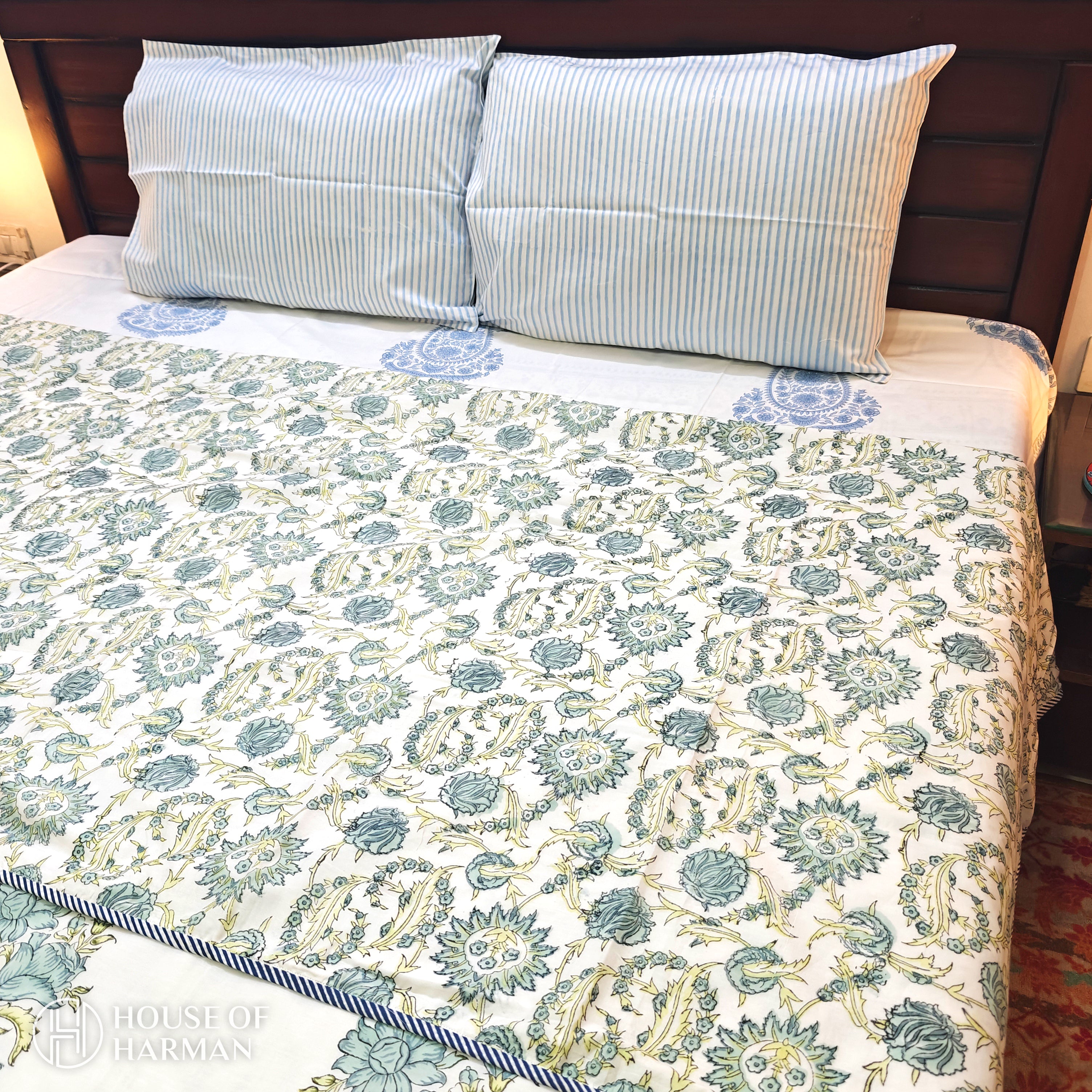 Gilded Grove Charm Dohar