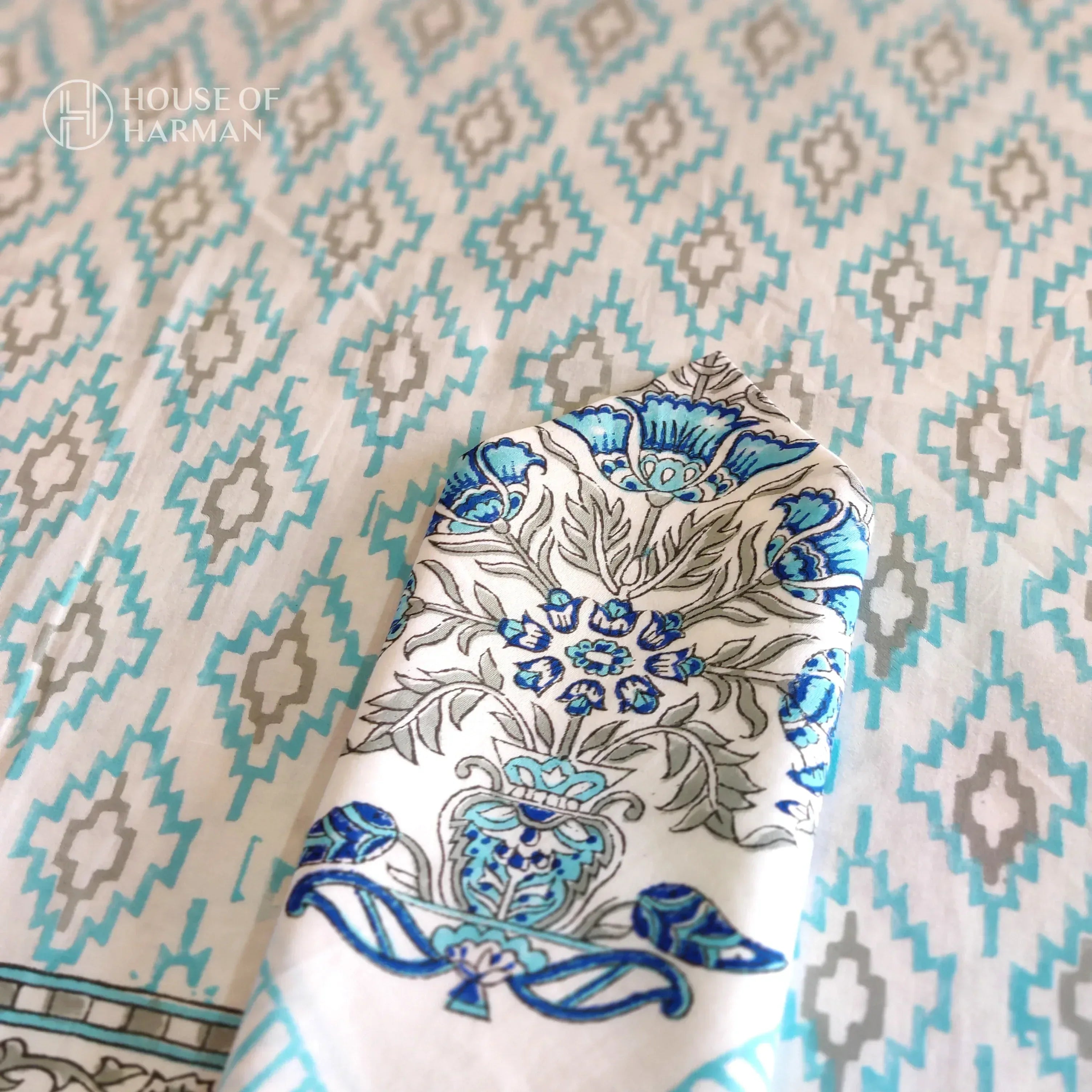 Blossom Harmony Table Cover (With Cotton Napkins) - HOUSE OF HARMAN