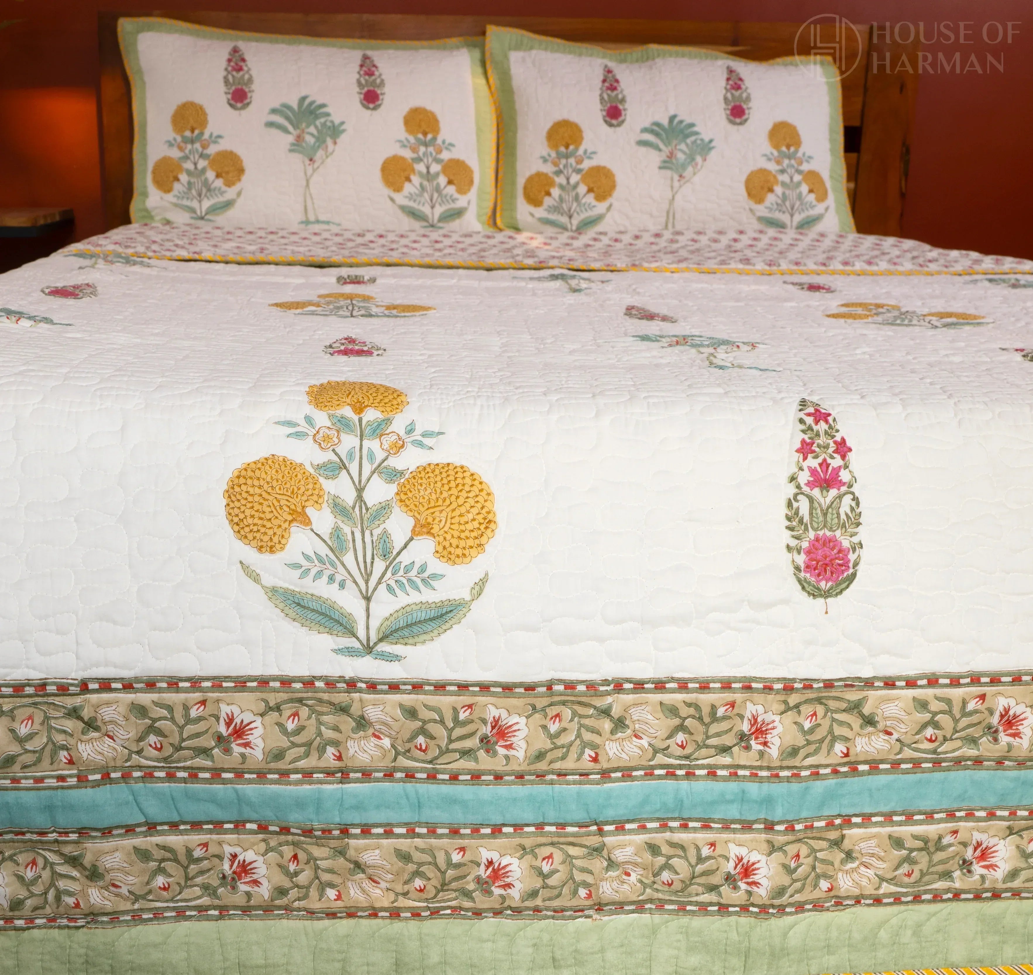 Meadow Blooms Bedcover - HOUSE OF HARMAN