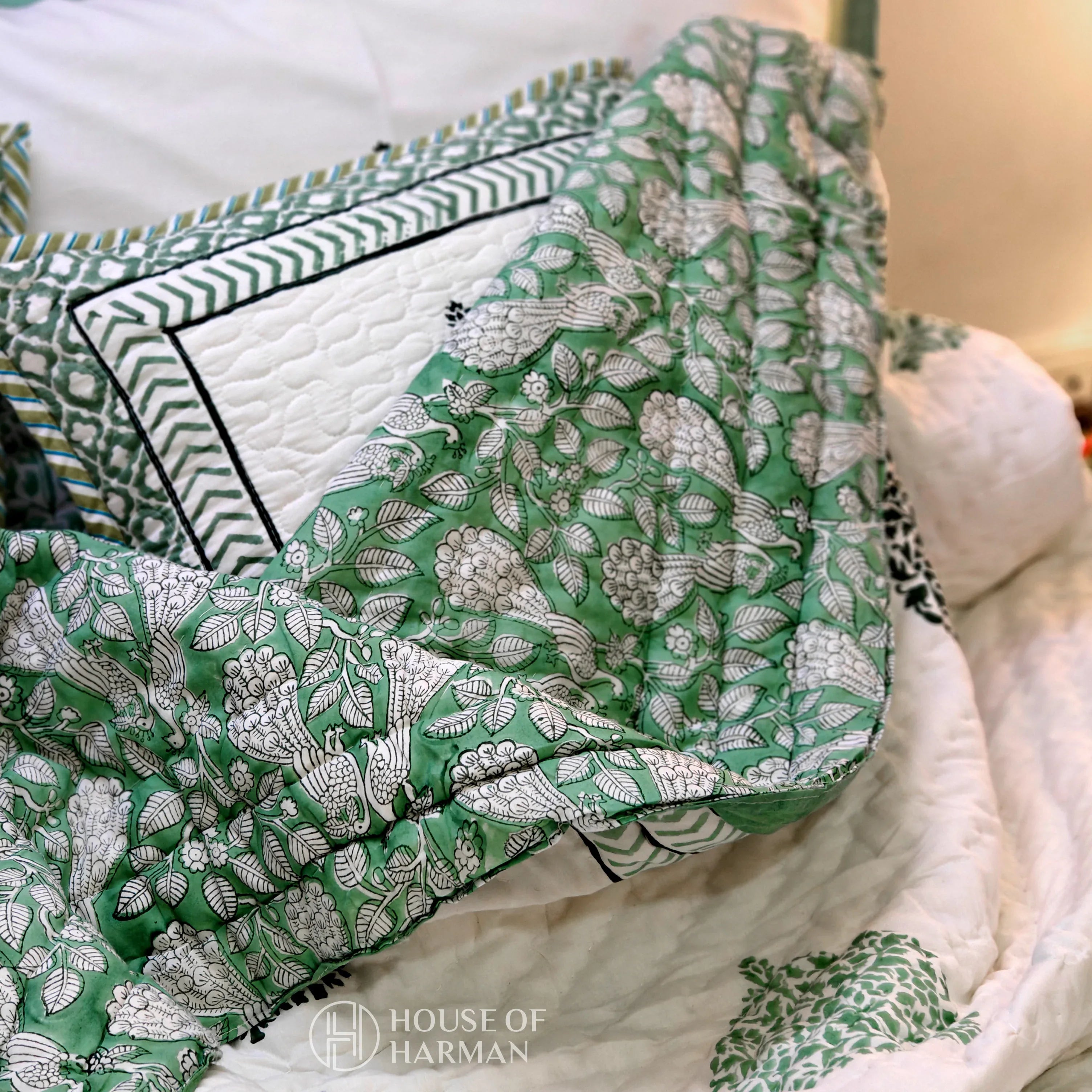 Emerald Spade Delight Quilt - HOUSE OF HARMAN