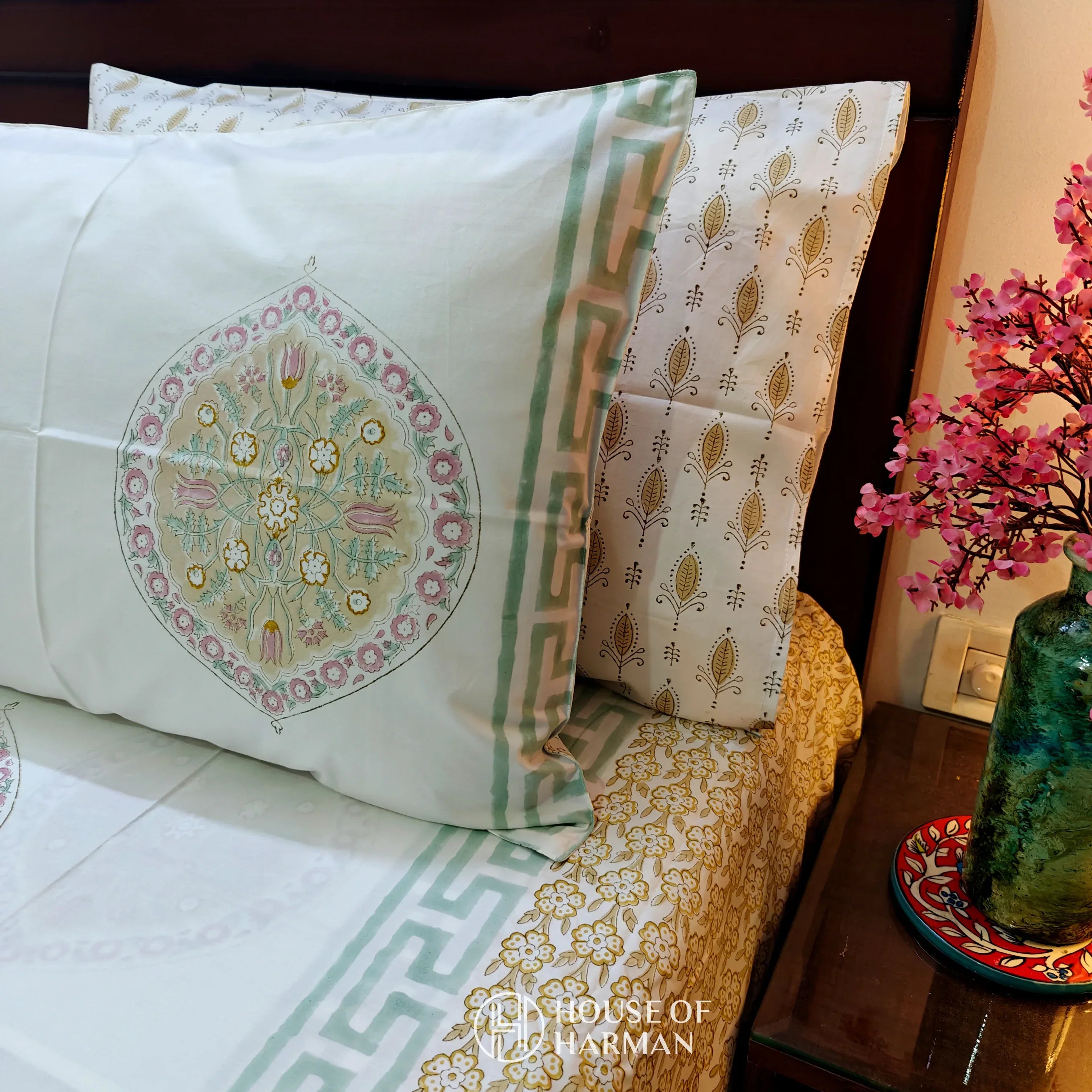 Floral Tangle Bedsheet - HOUSE OF HARMAN