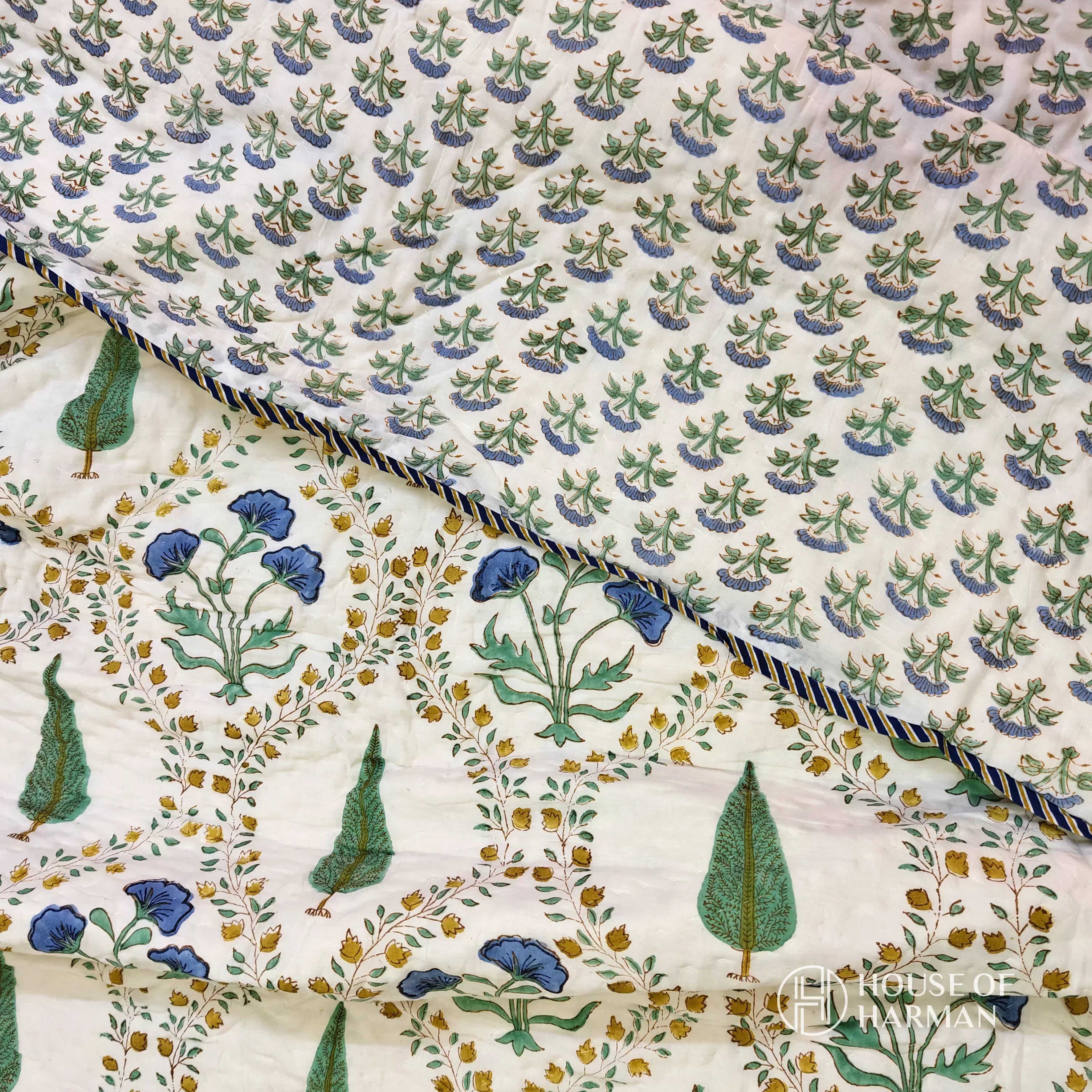 Sapphire Pine Floral Jaal Bedsheet and Quilt - HOUSE OF HARMAN