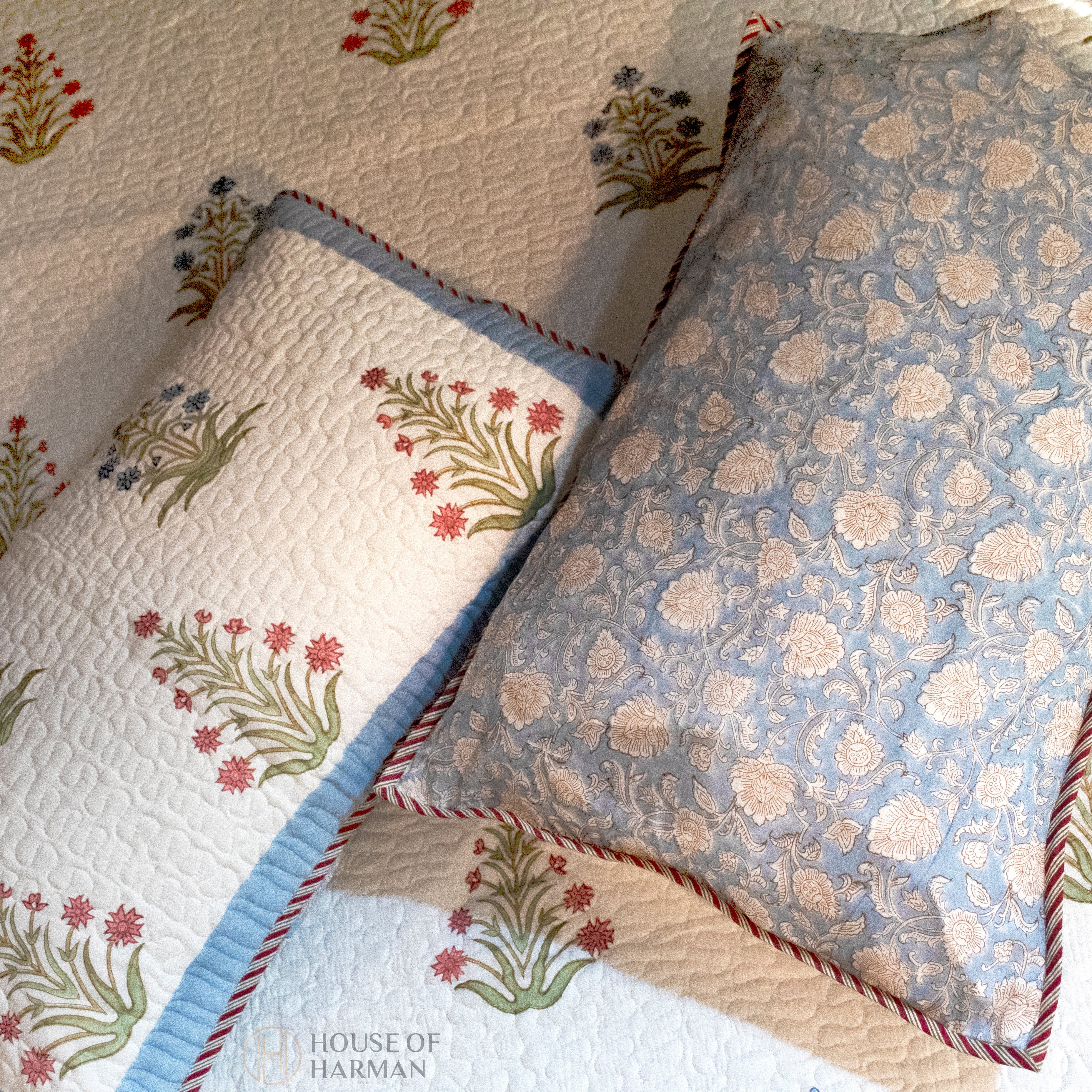 Nargis Bloom Bedcover