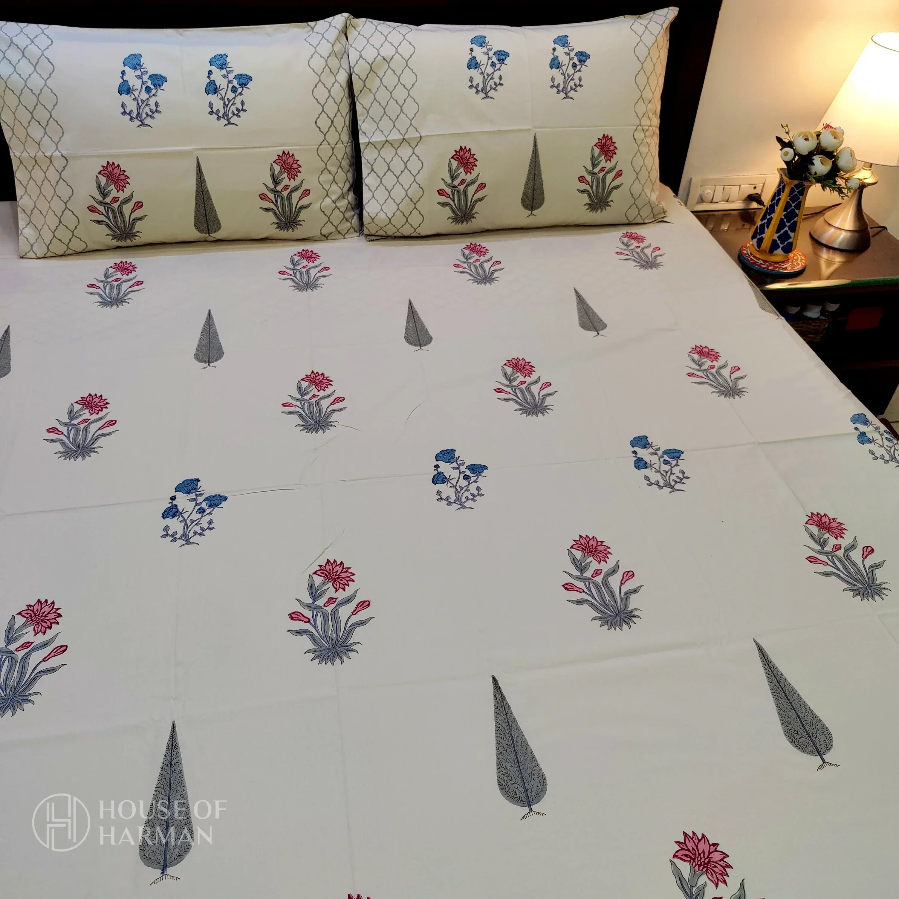 Blush Beige Bloom Bedsheet - HOUSE OF HARMAN