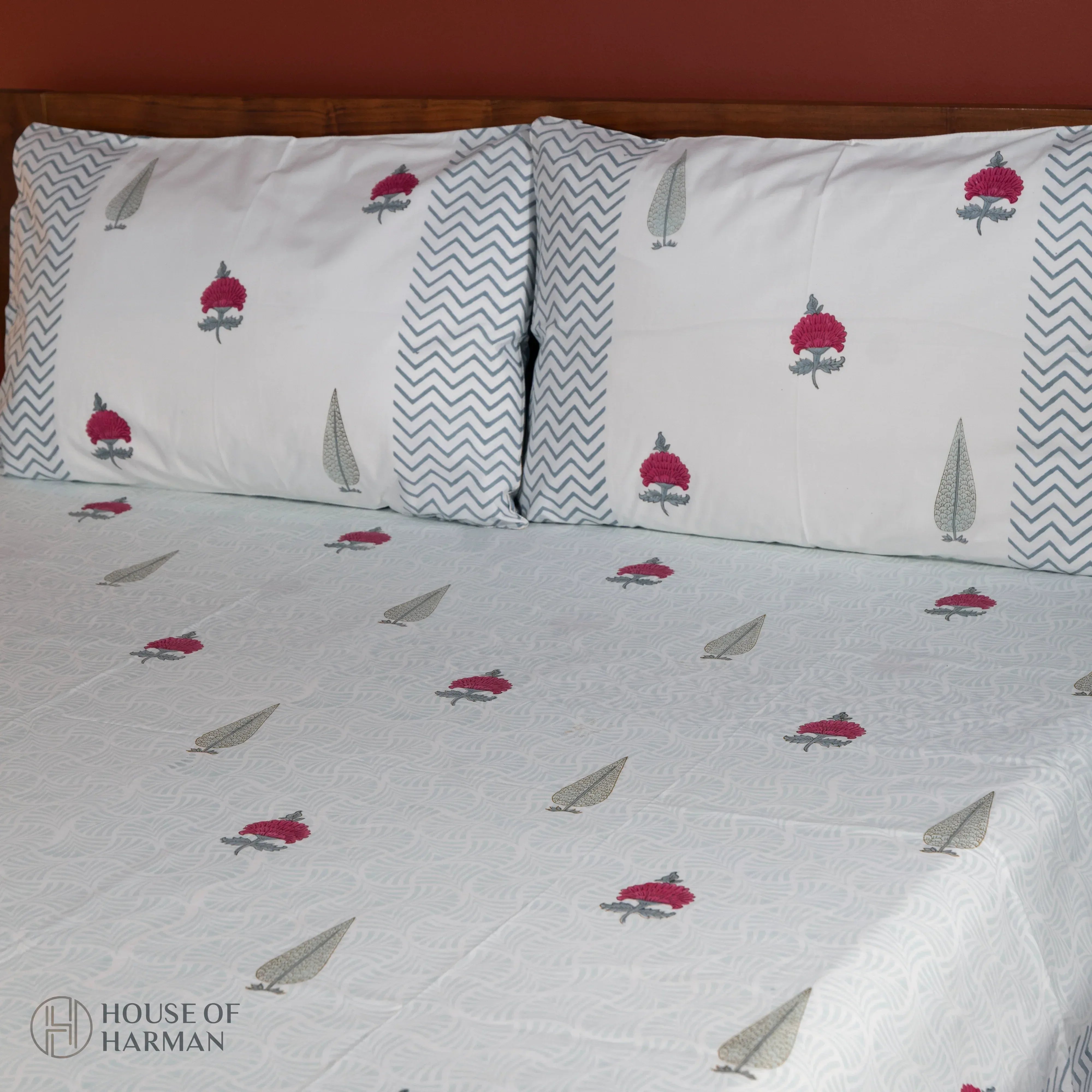 Floral Mirage Bedsheet and Quilt - HOUSE OF HARMAN