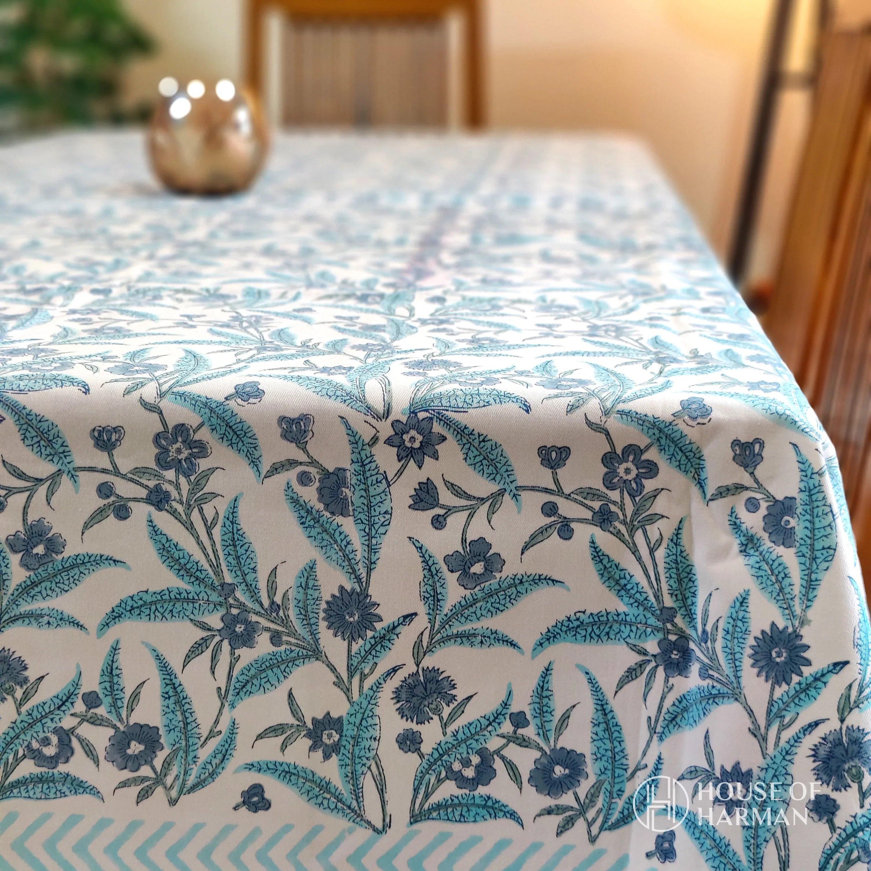 Blue Breeze Elegance Table Cover - HOUSE OF HARMAN