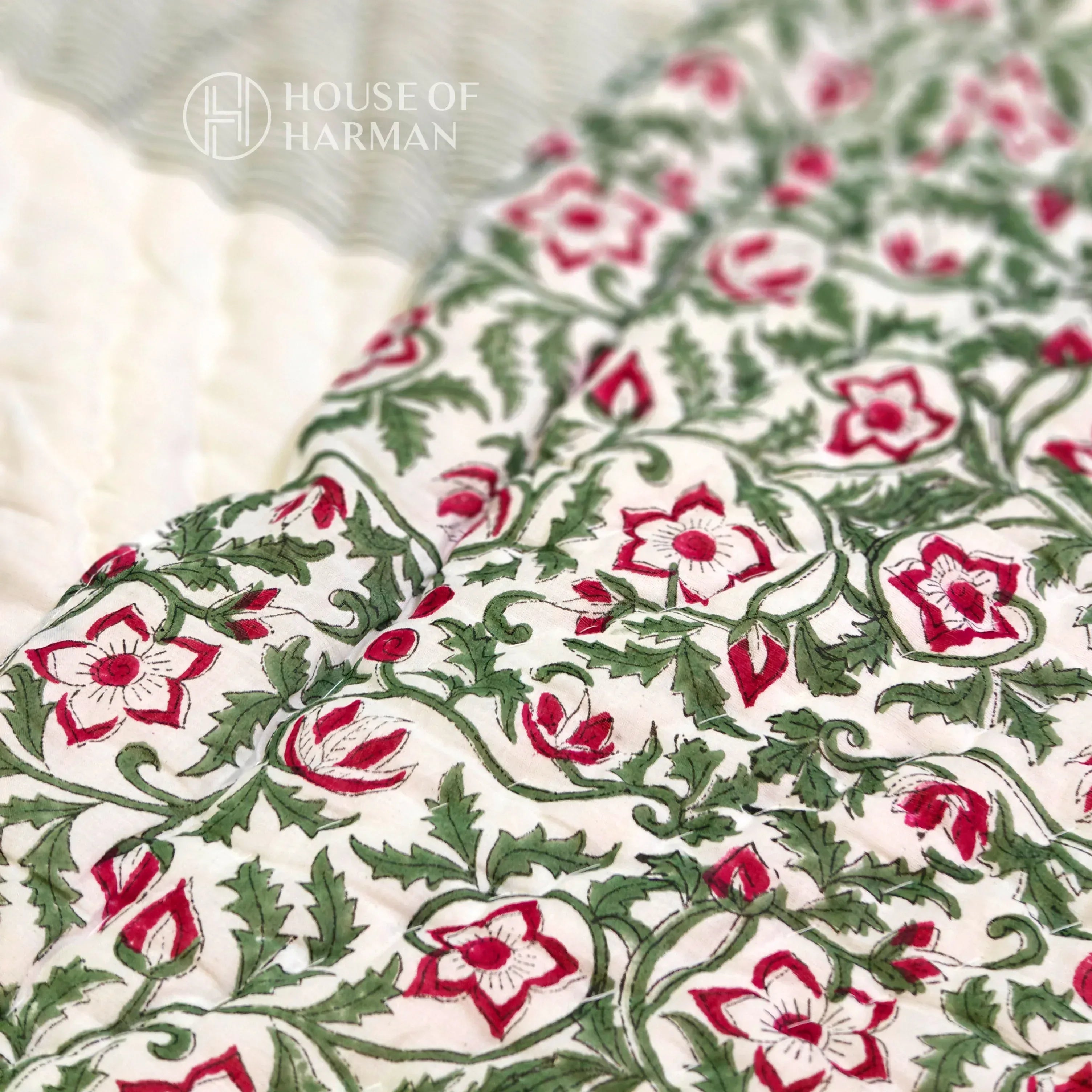 Flora Vista Elegance Quilt - HOUSE OF HARMAN