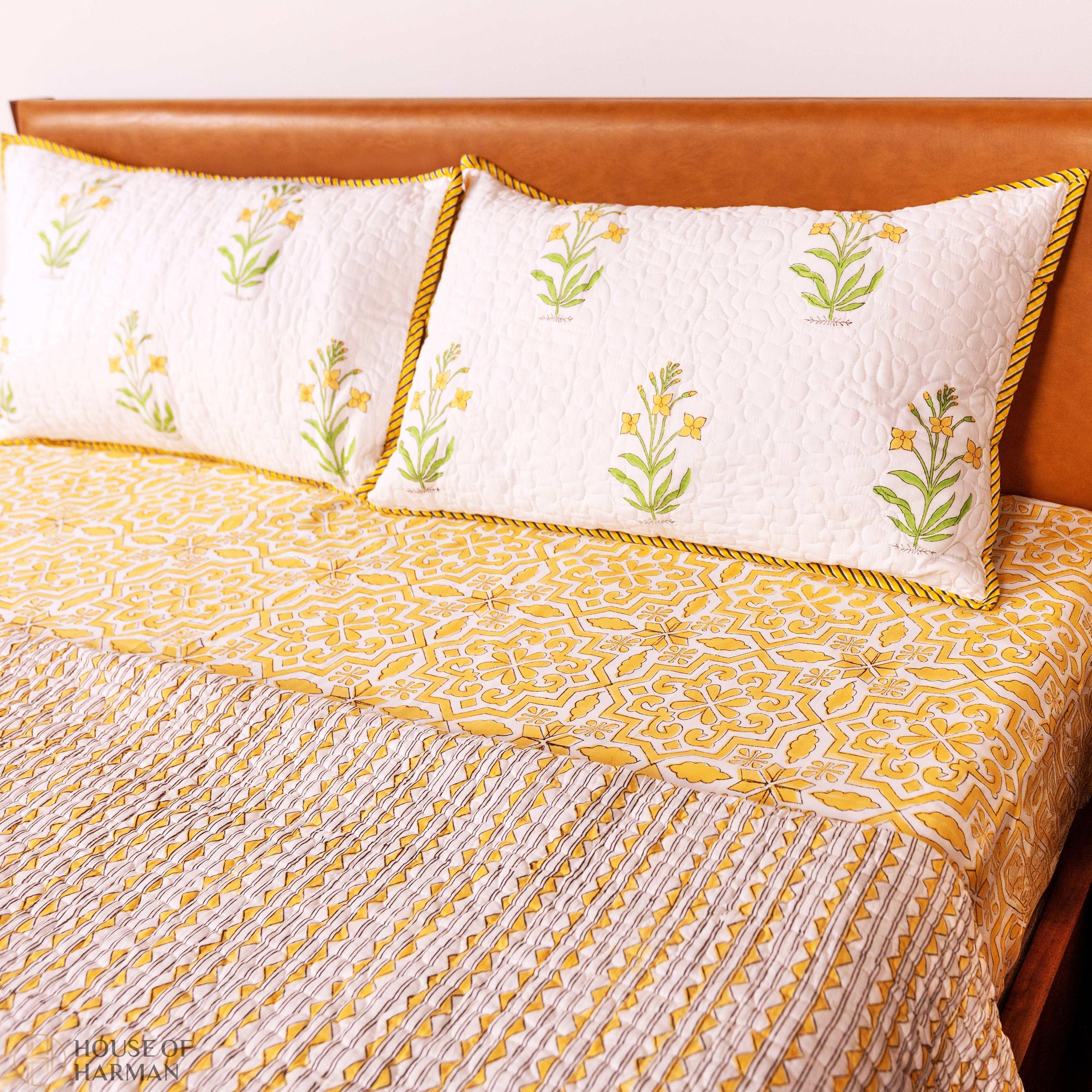 Golden Lattice Dream Bedcover - HOUSE OF HARMAN
