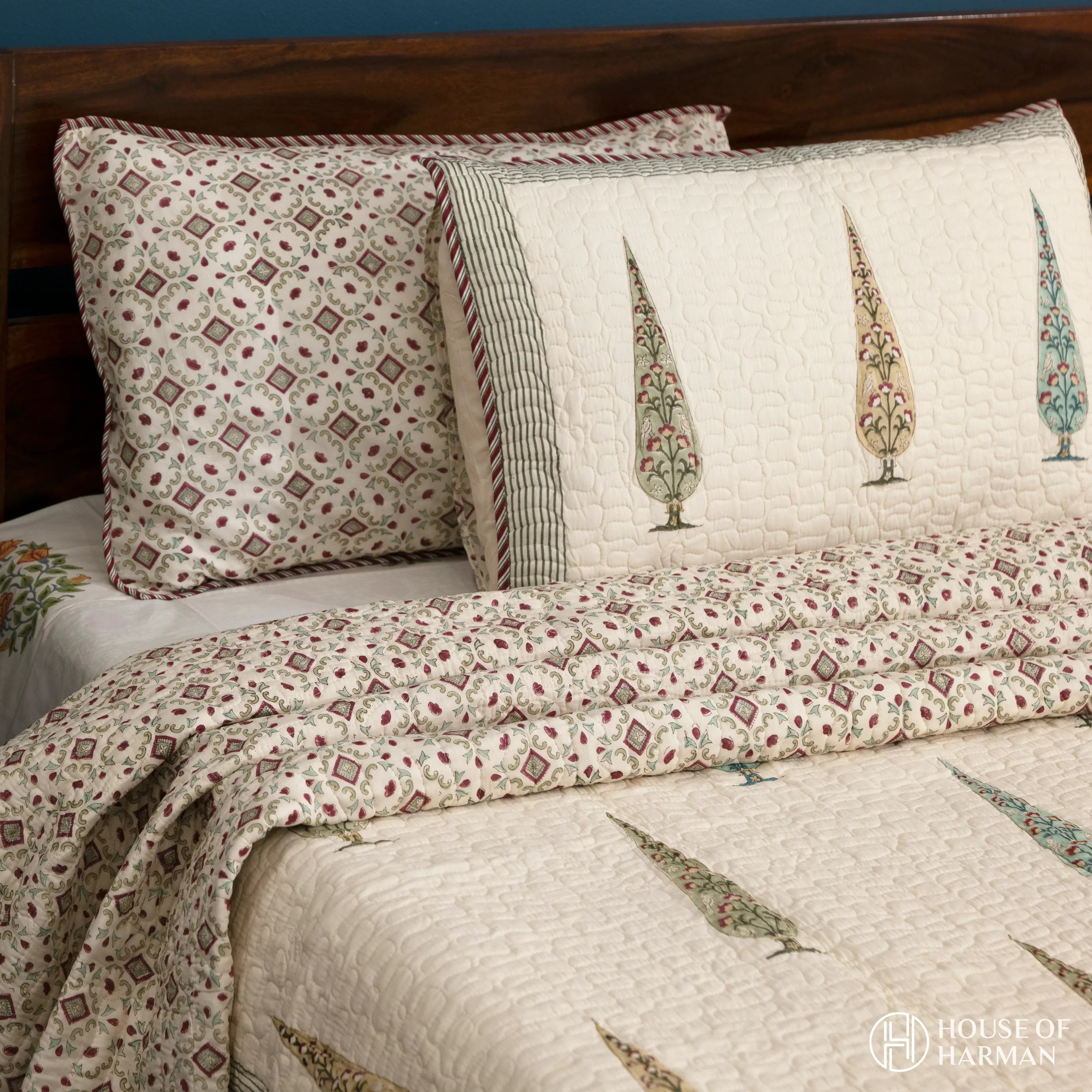 Whispering Timeless Pines Bedcover - HOUSE OF HARMAN