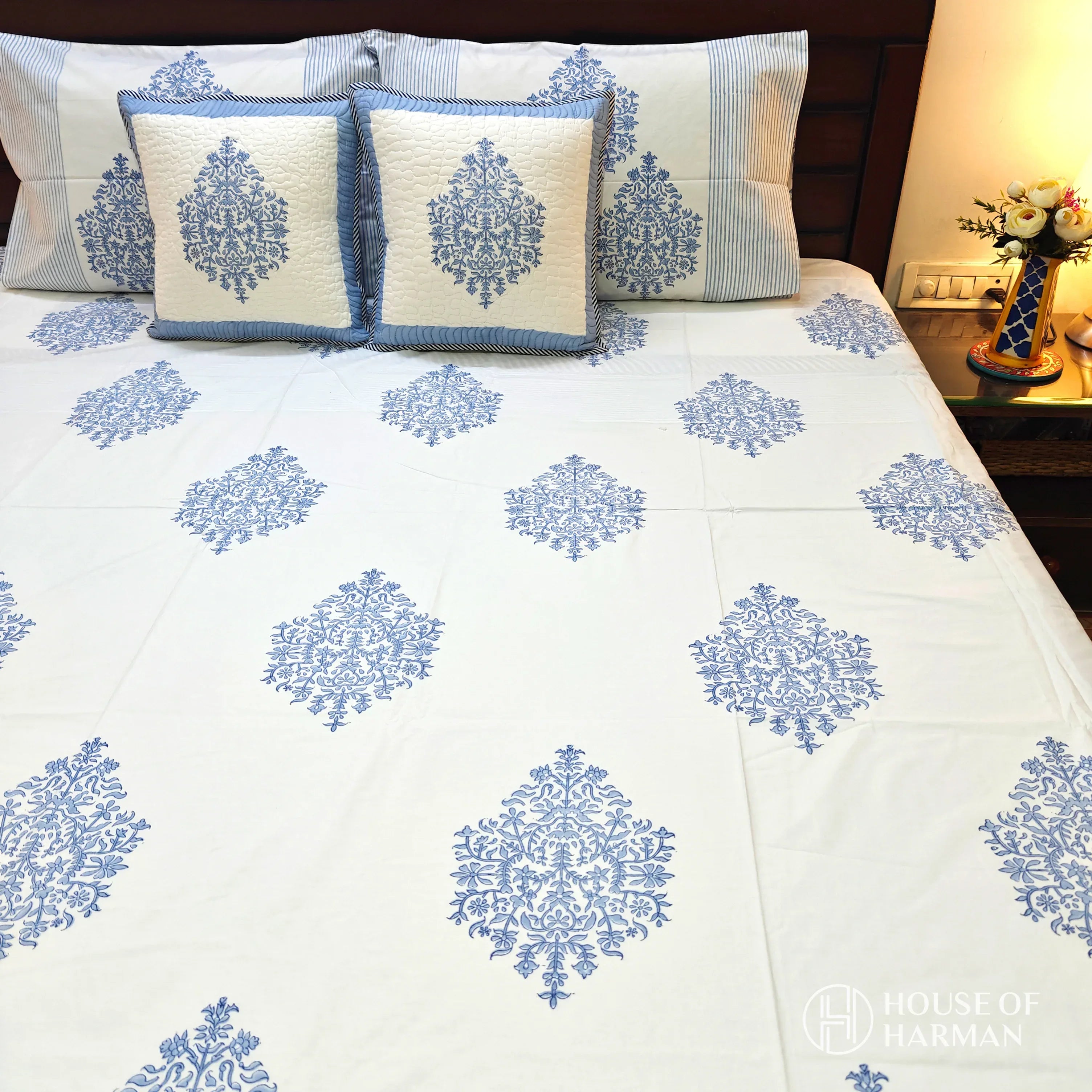Bluebell Elegance Bedsheet - HOUSE OF HARMAN