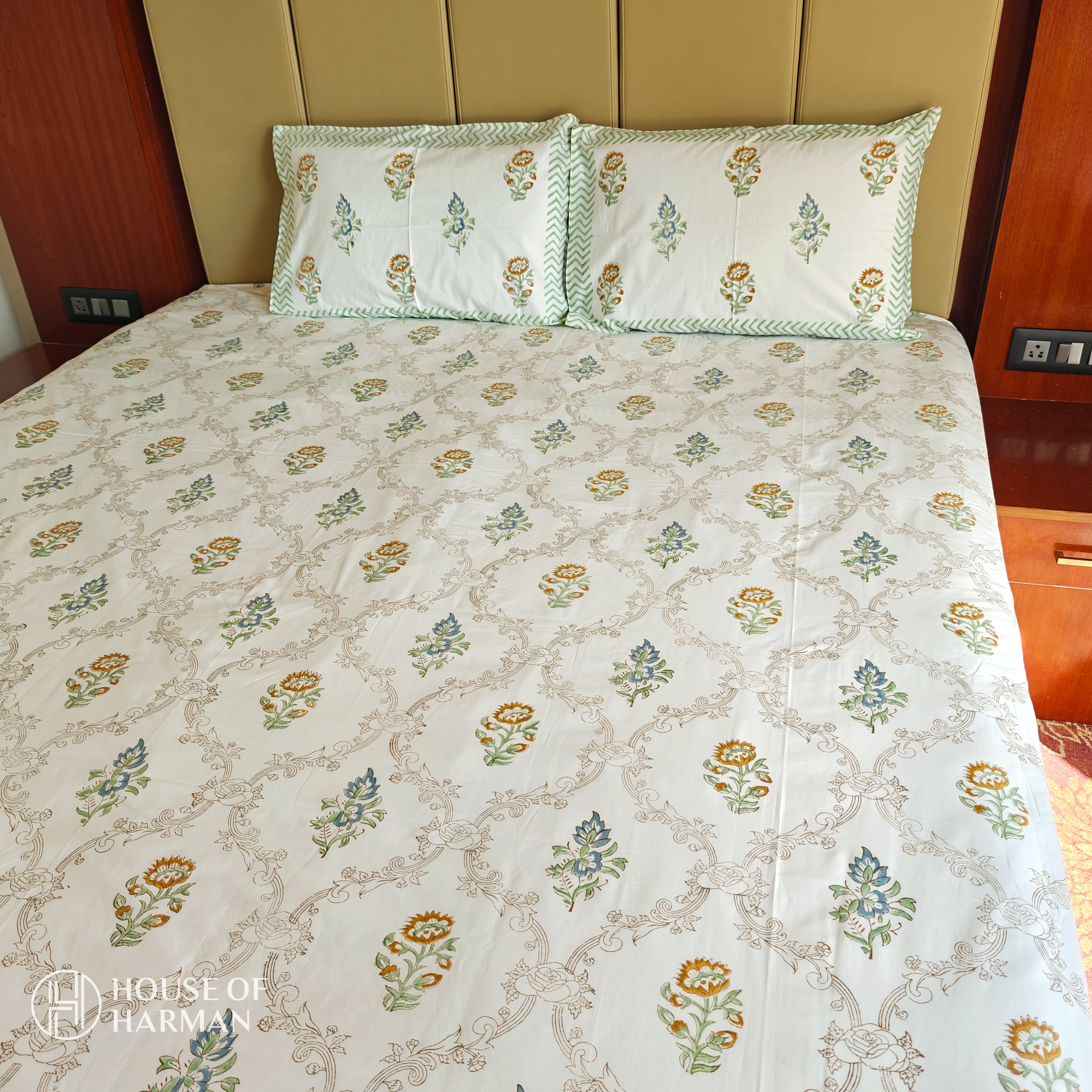 Ethereal Blooms Harmony Bedsheet and Quilt