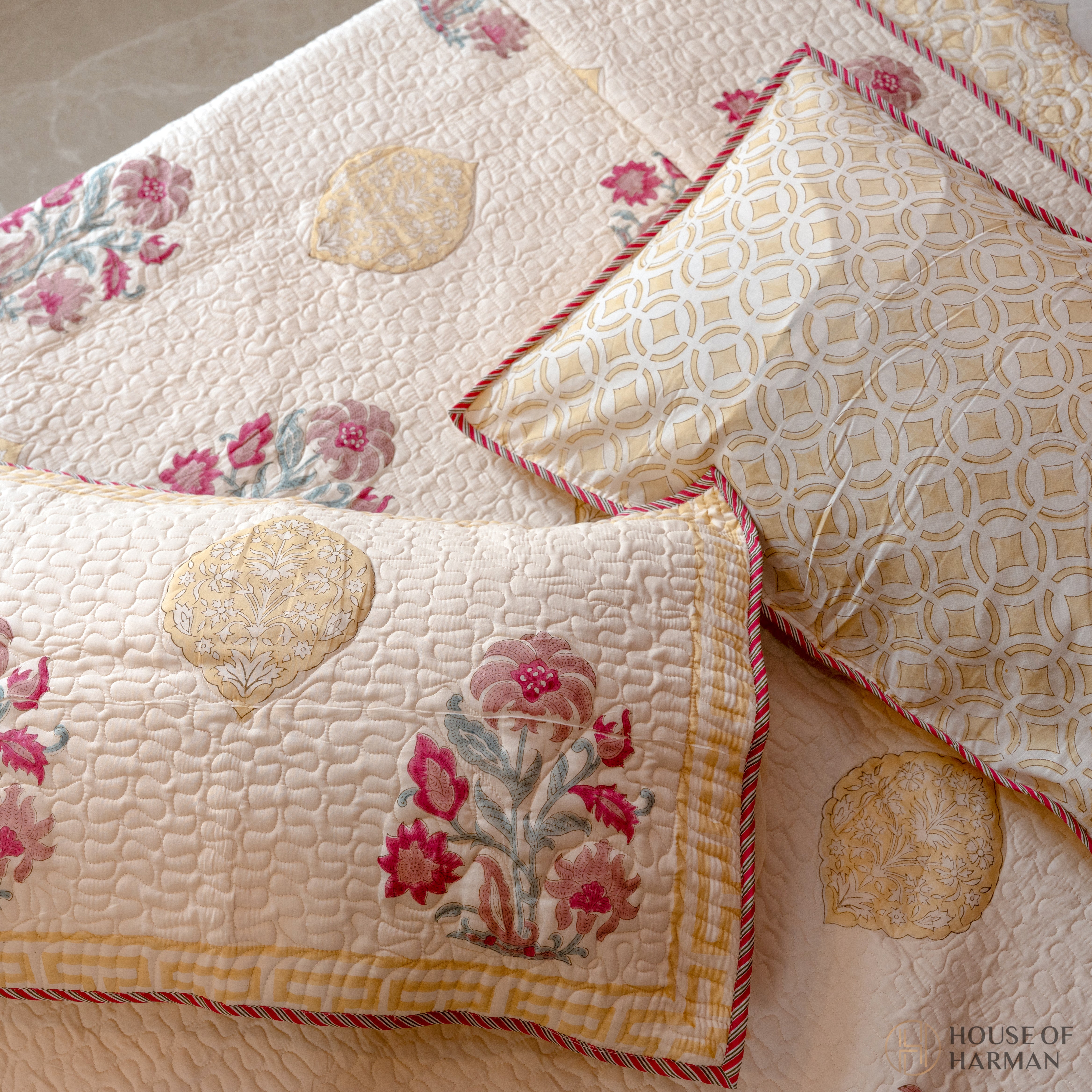 Mughal Ruby Bloom Bedcover