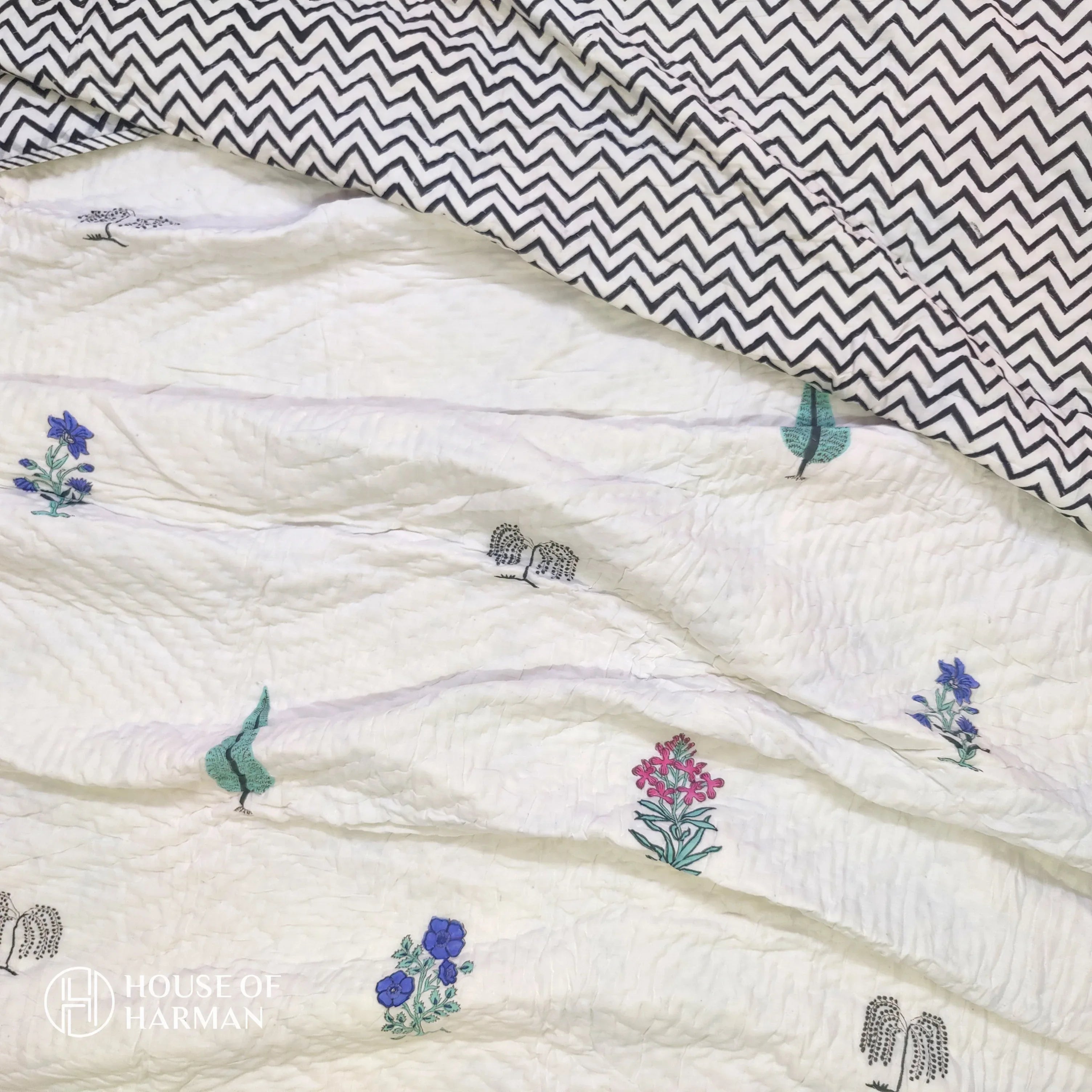 Classic Guldasta Quilt - HOUSE OF HARMAN