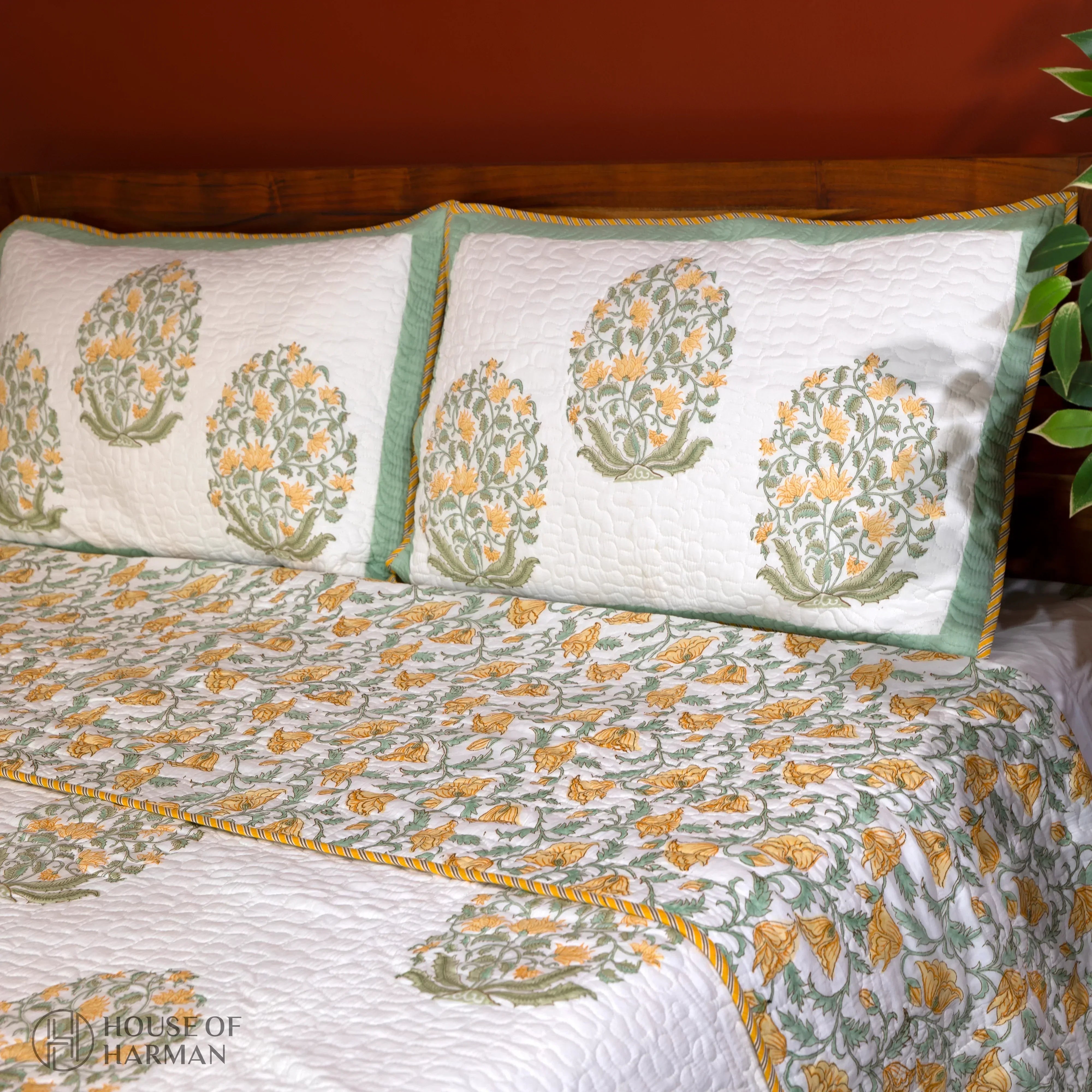 Regal Flora Blossom Bedcover - HOUSE OF HARMAN