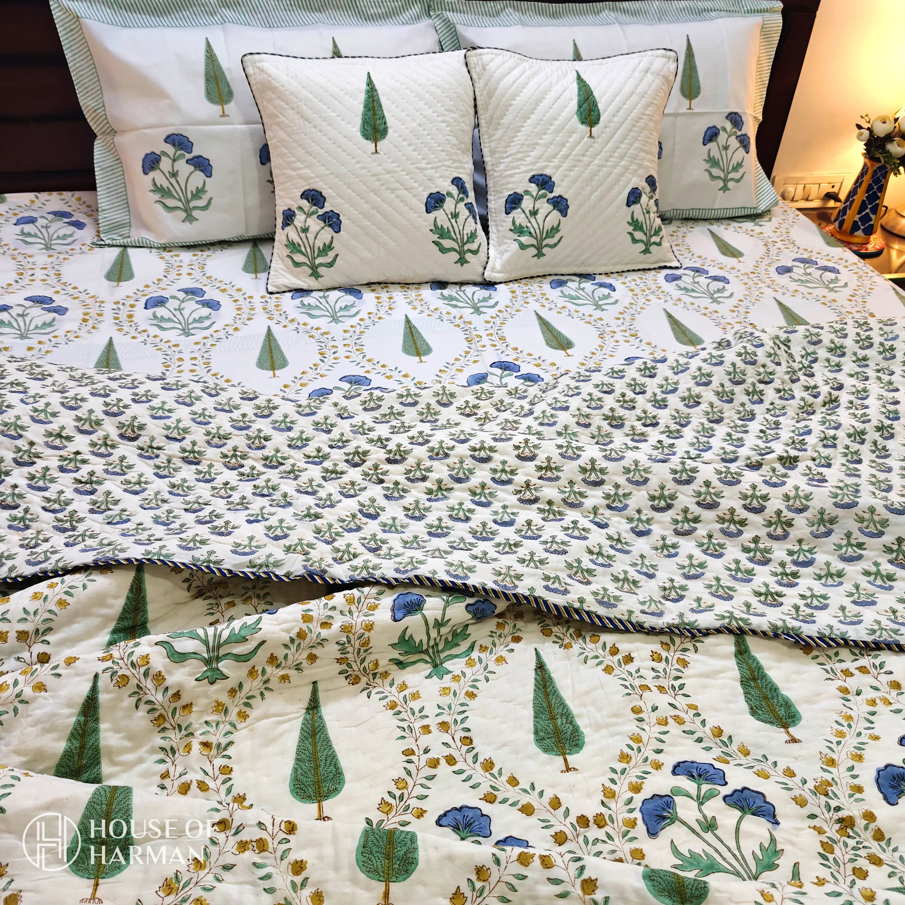 Sapphire Pine Floral Jaal Quilt - HOUSE OF HARMAN