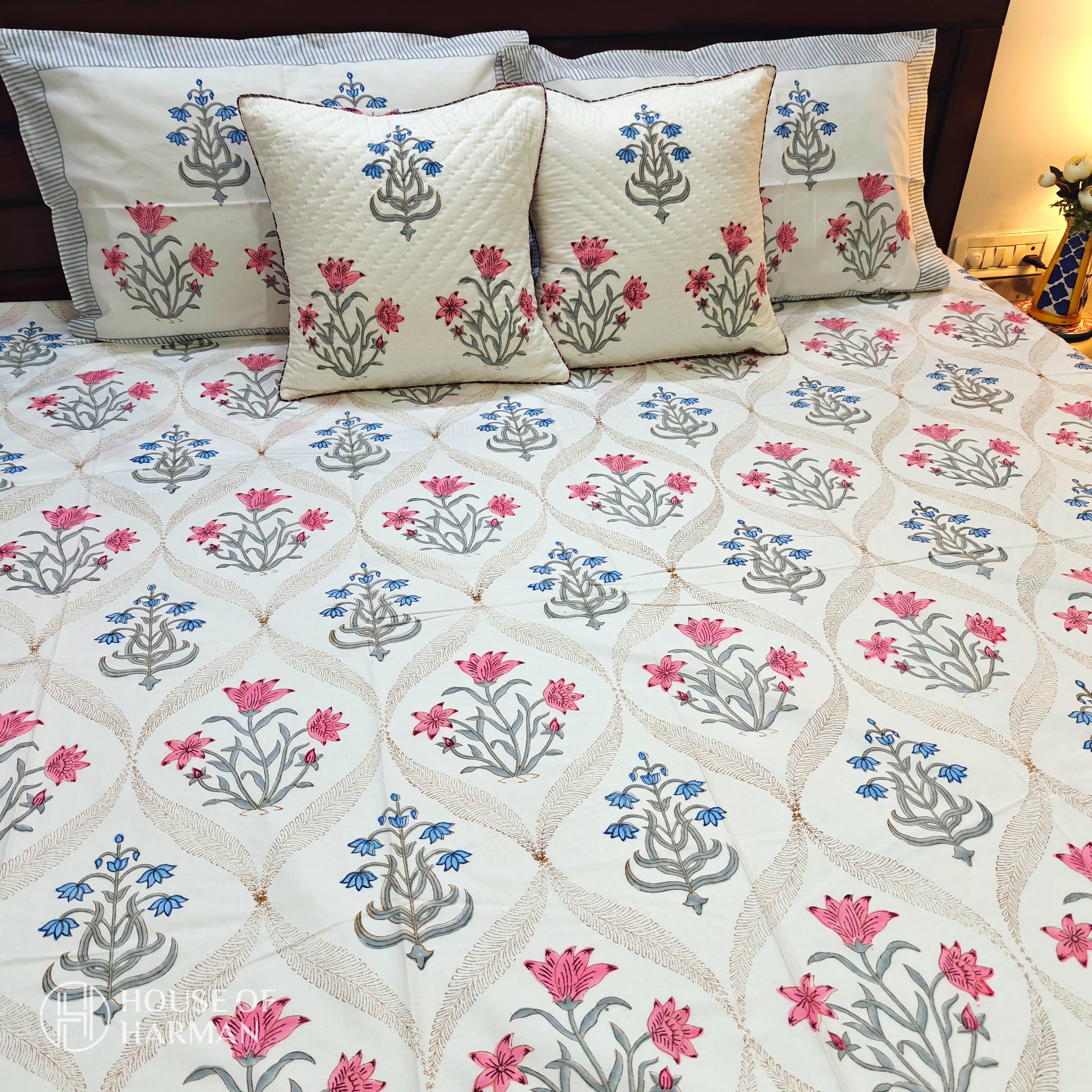 Garden of Flowers Bedsheet