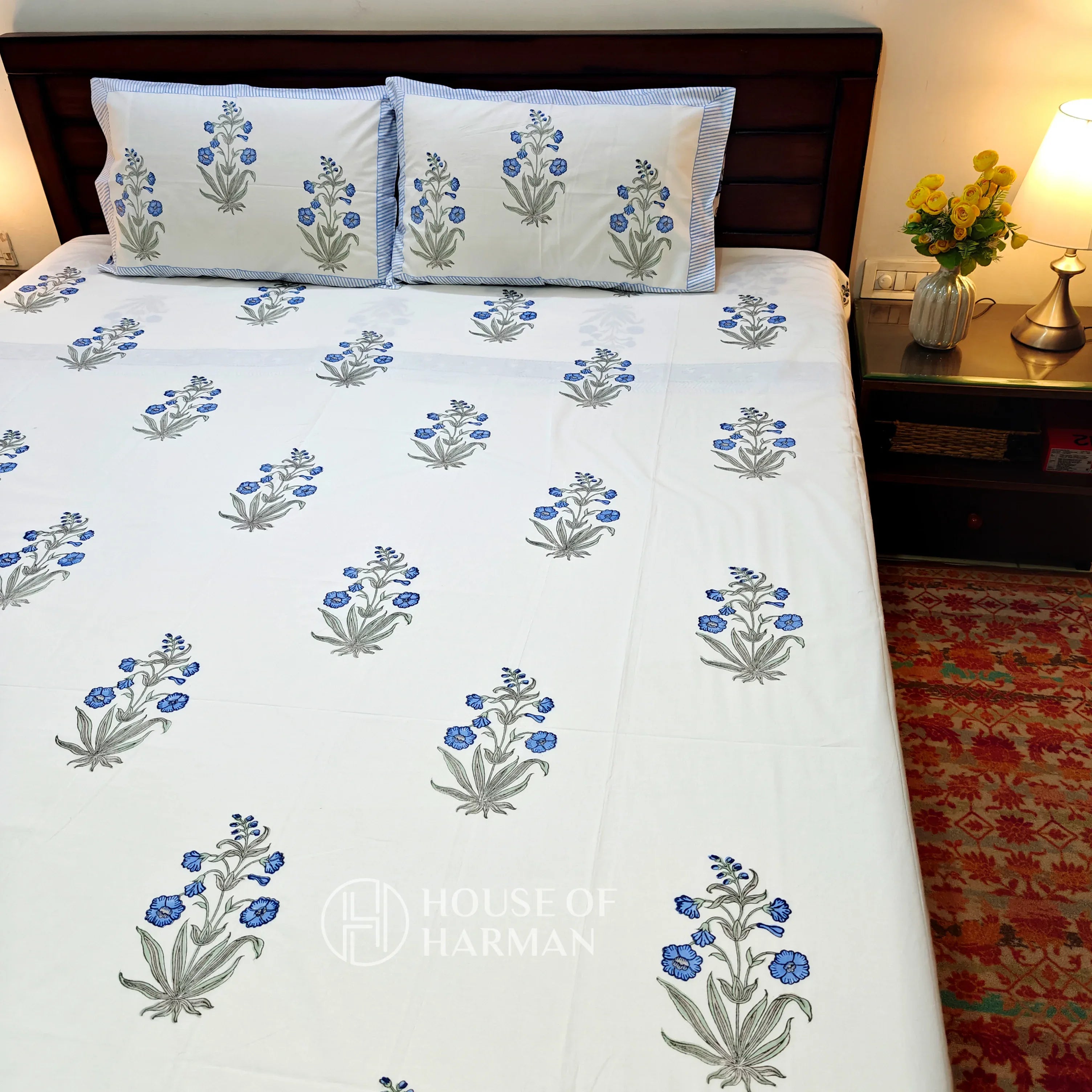 Blue Petal Elegance Bedsheet - HOUSE OF HARMAN
