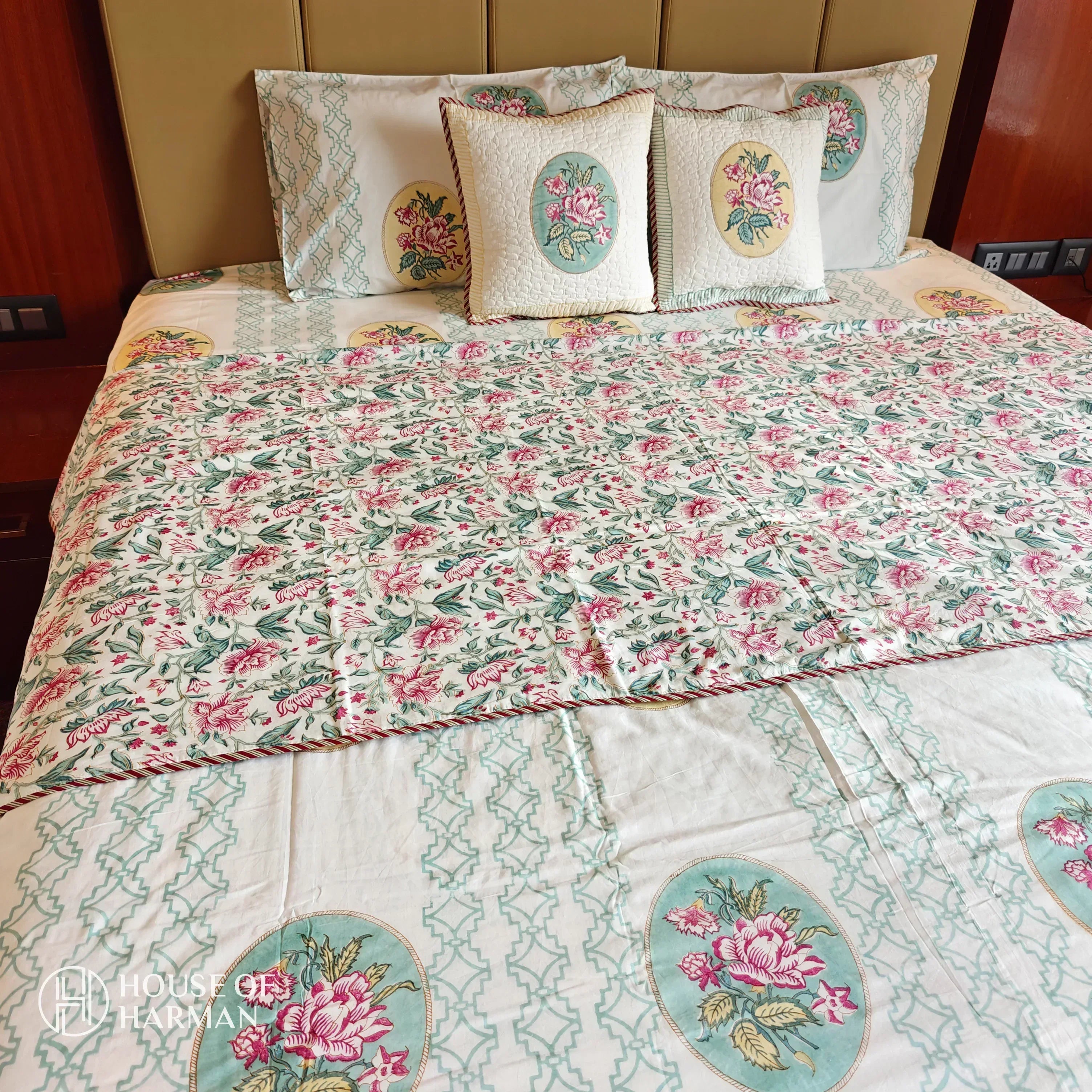 Blushing Rose Elegance Bedsheet and Dohar - HOUSE OF HARMAN