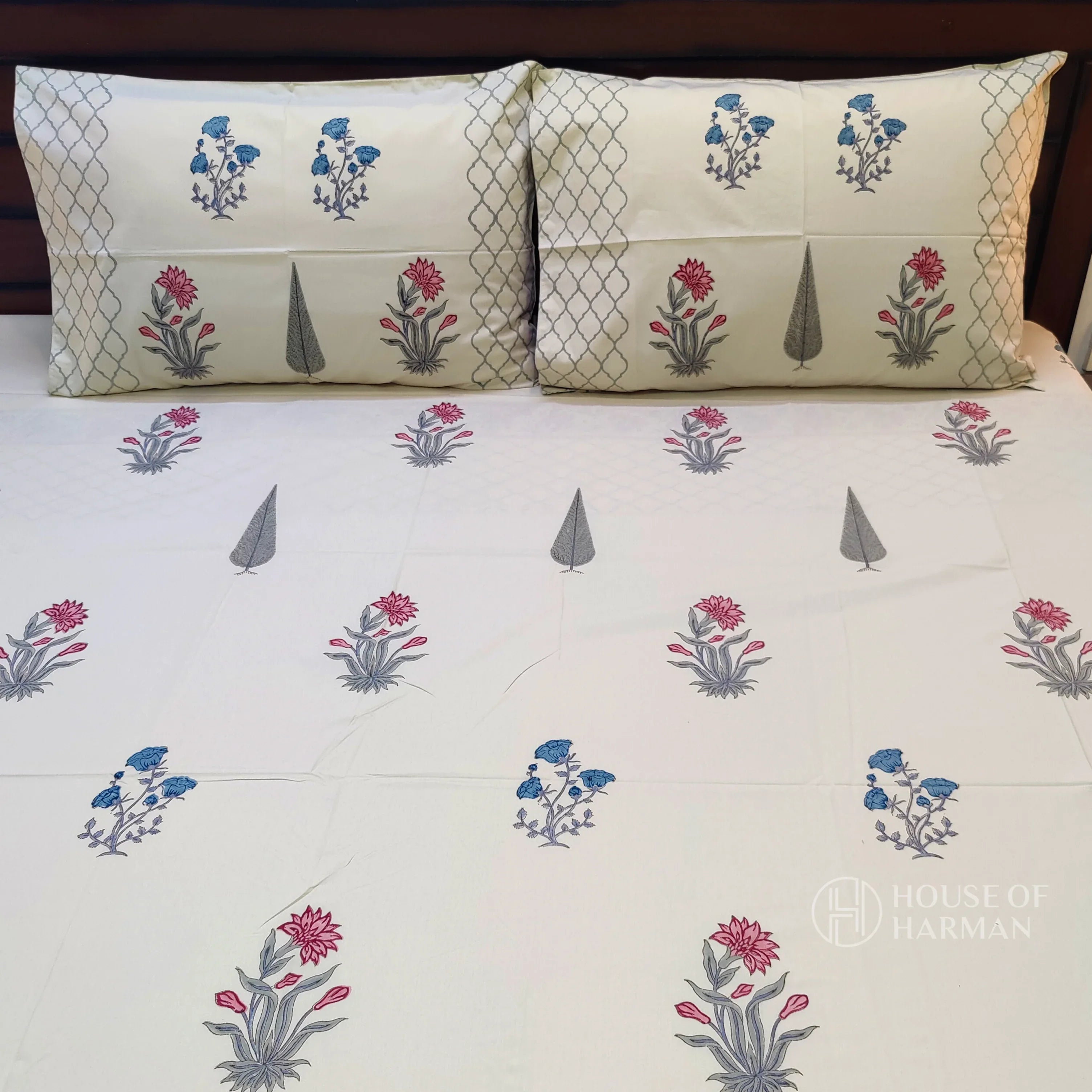 Blush Beige Bloom Bedsheet - HOUSE OF HARMAN